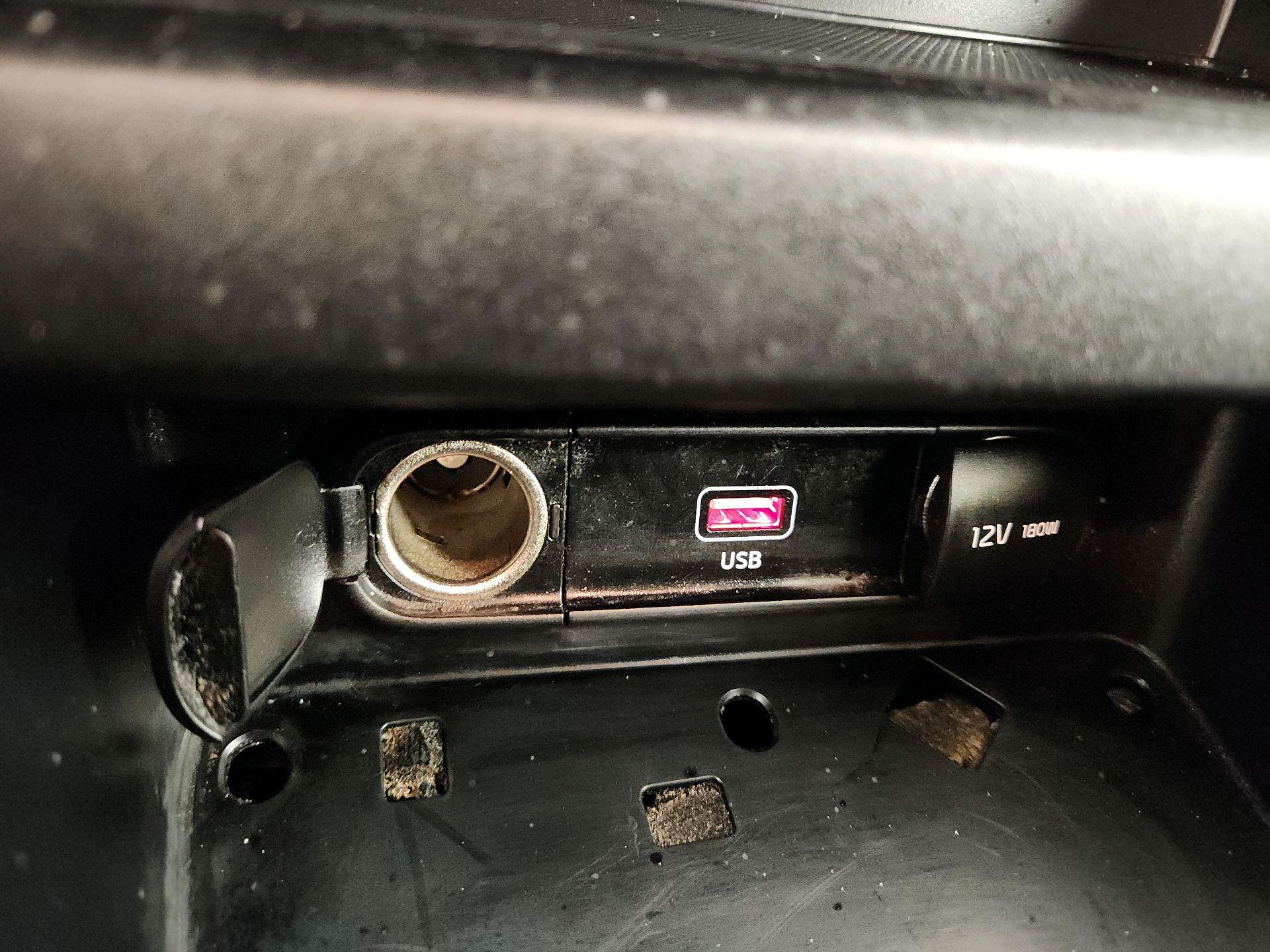 Thumbnail: 2023 Kia Forte - 18