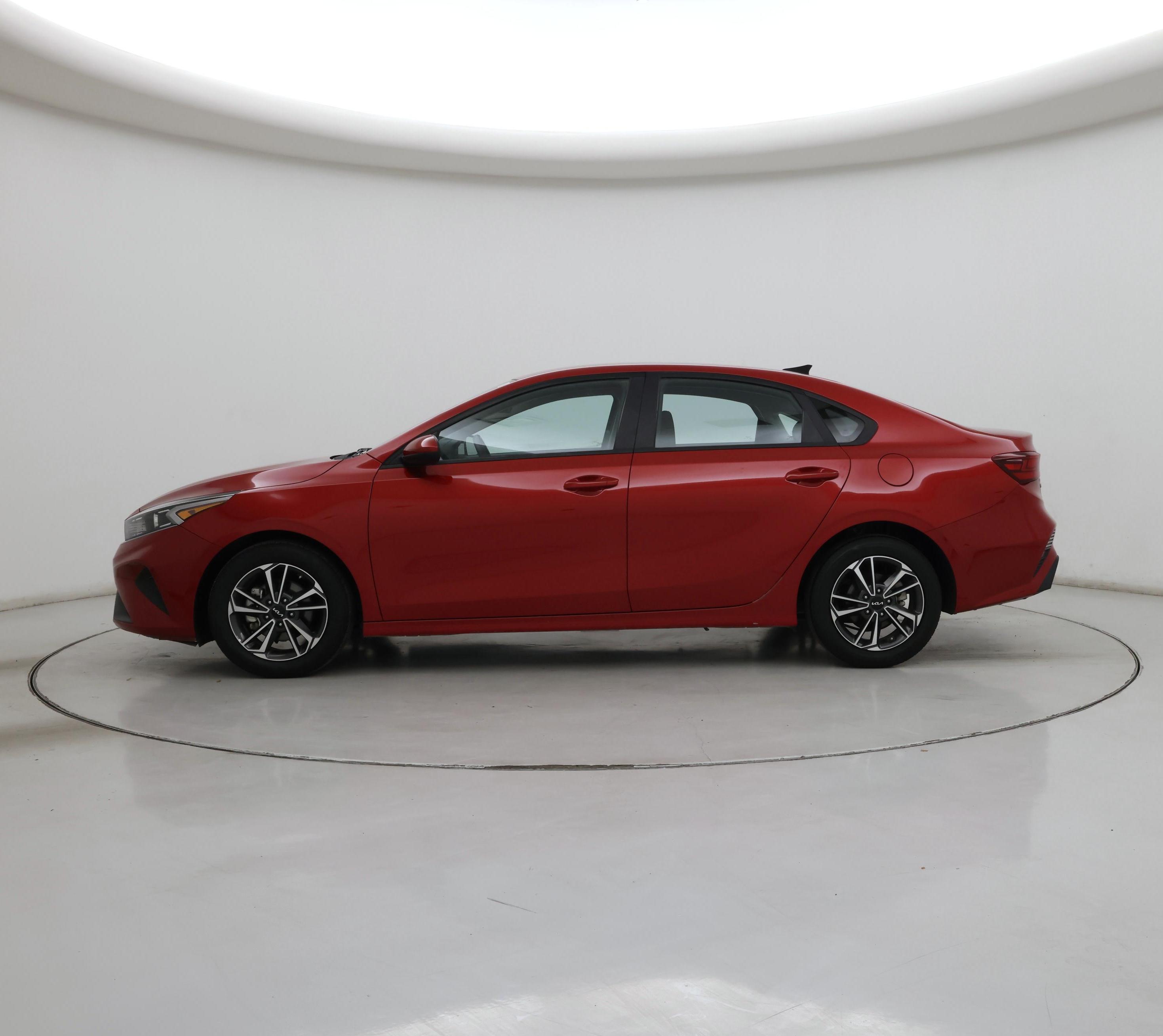 Thumbnail: 2023 Kia Forte - 3