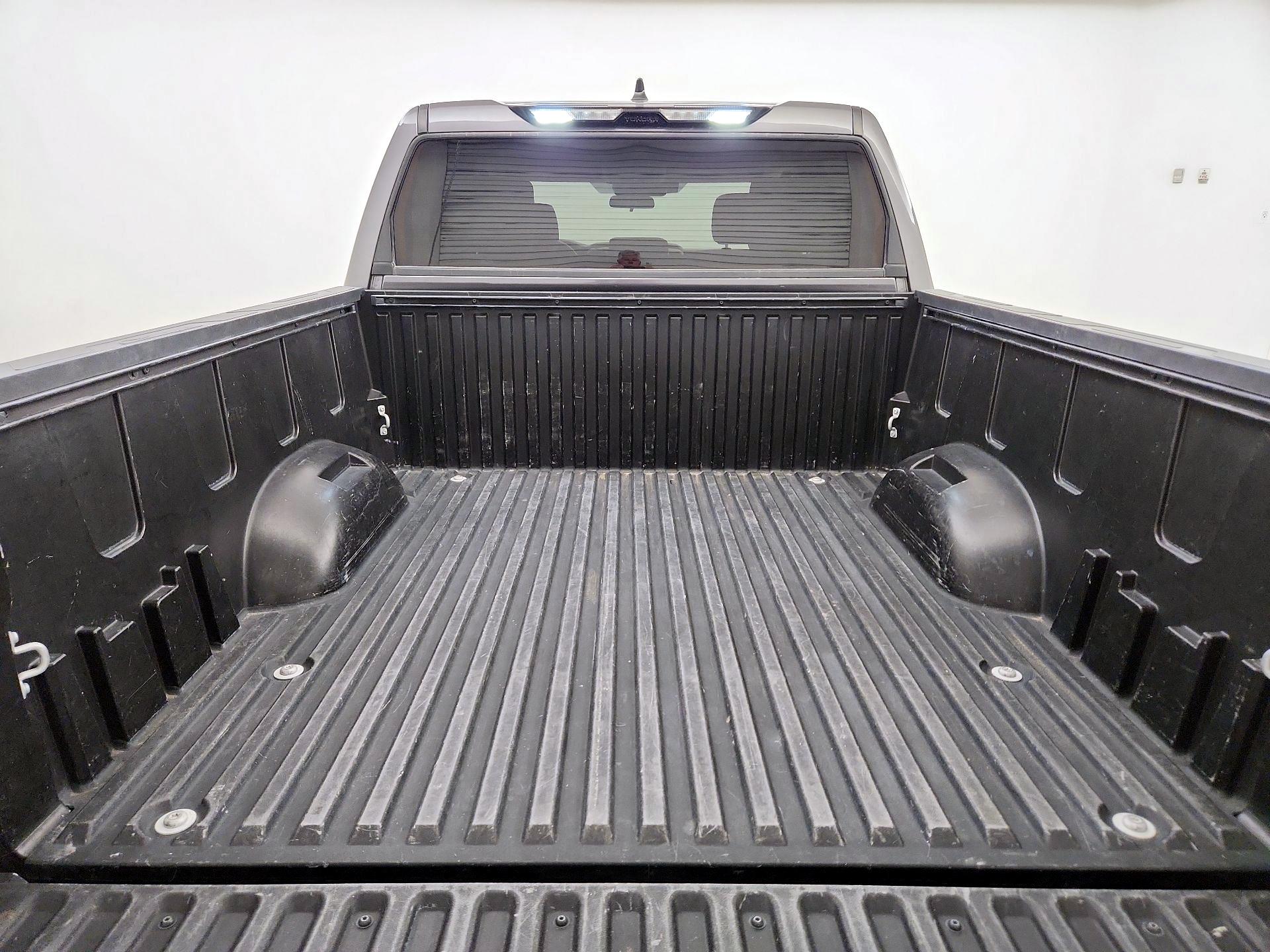 Thumbnail: 2022 Toyota Tundra - 20