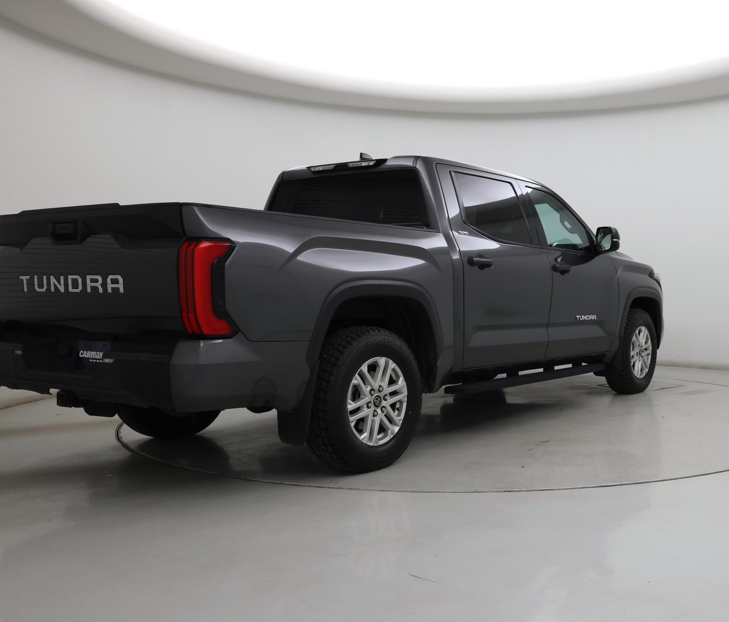 Thumbnail: 2022 Toyota Tundra - 8