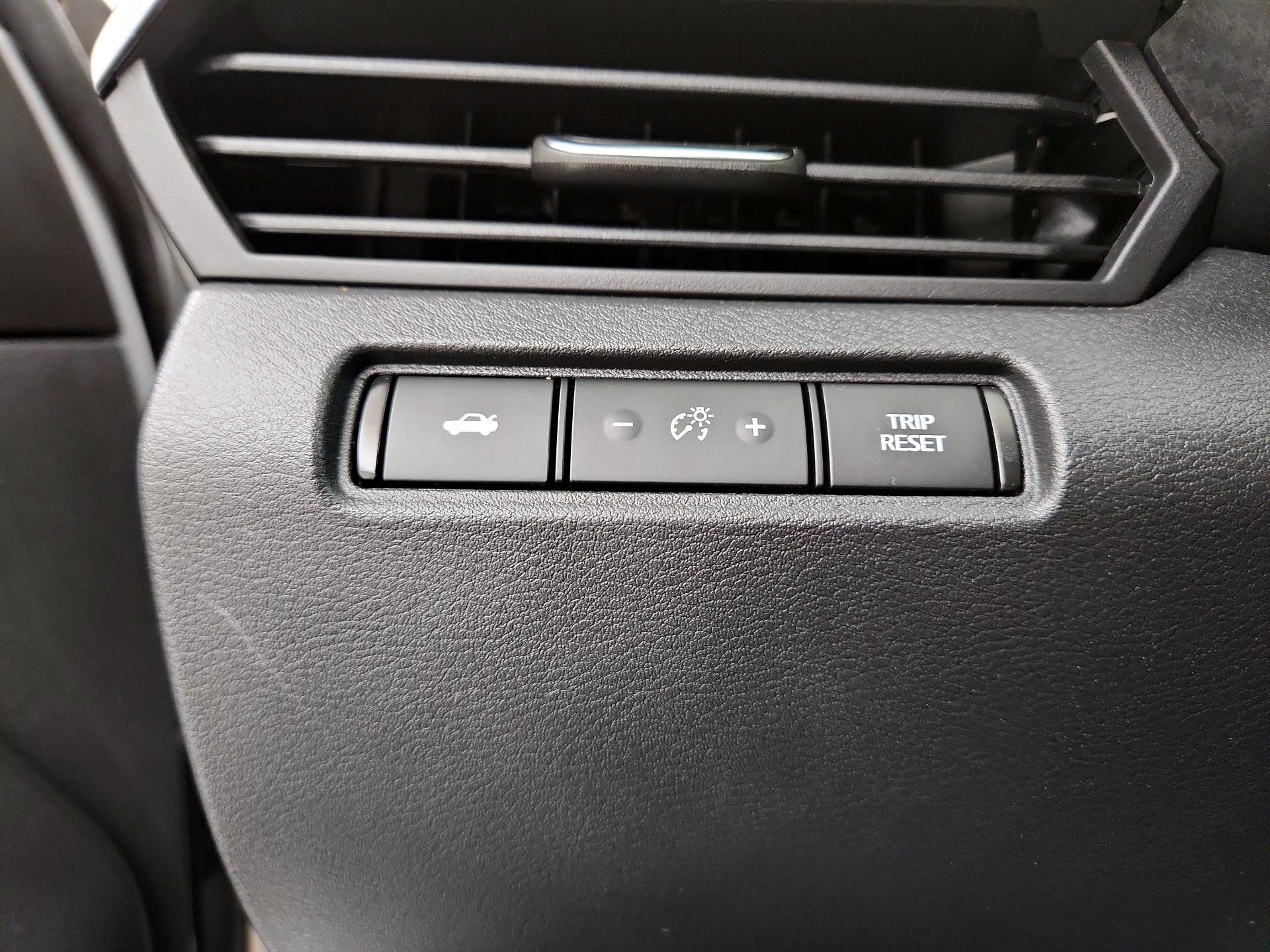 Thumbnail: 2021 Nissan Altima - 13