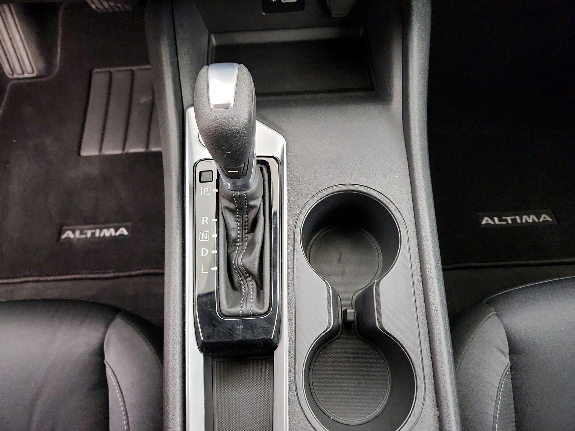 Thumbnail: 2021 Nissan Altima - 17