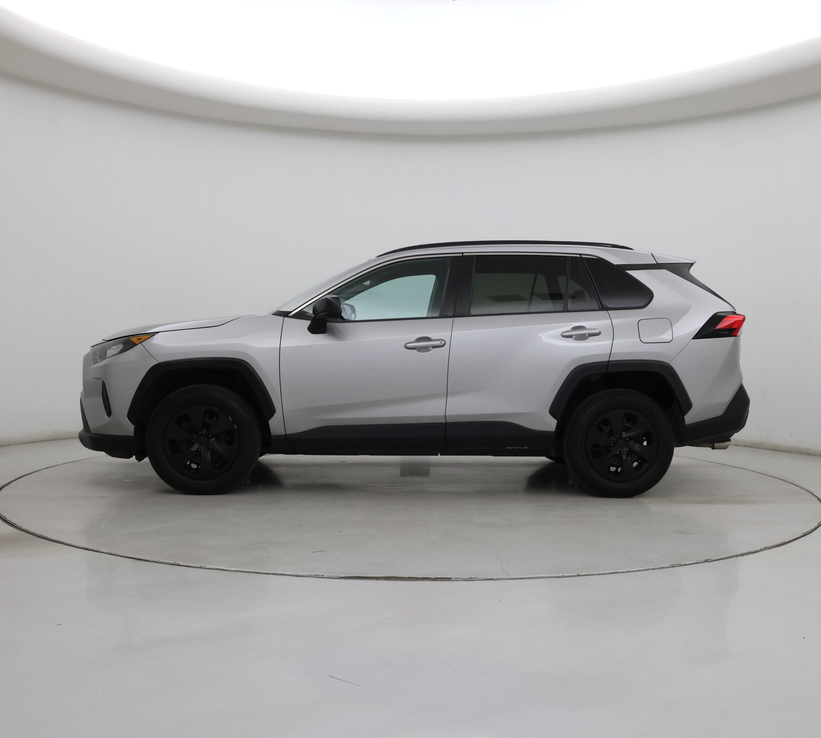 Thumbnail: 2019 Toyota RAV4 - 3