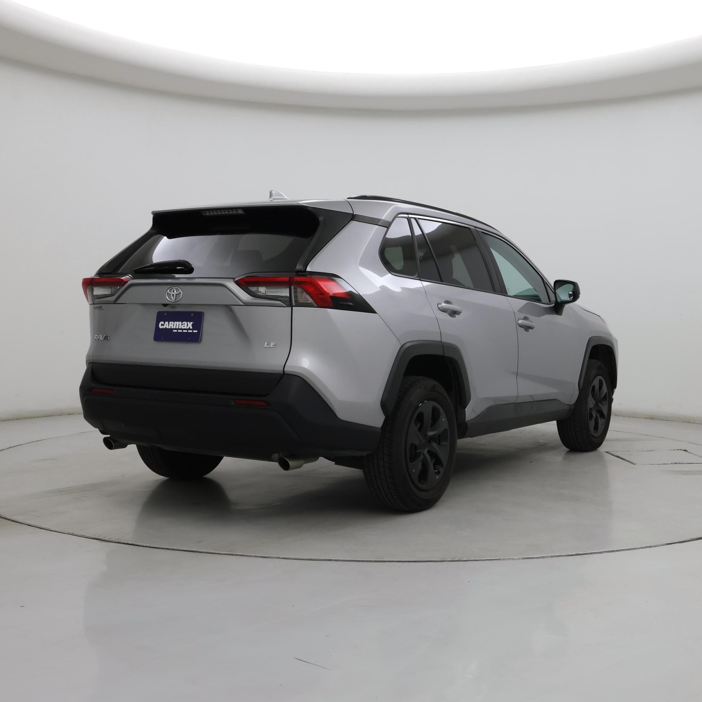 Thumbnail: 2019 Toyota RAV4 - 8