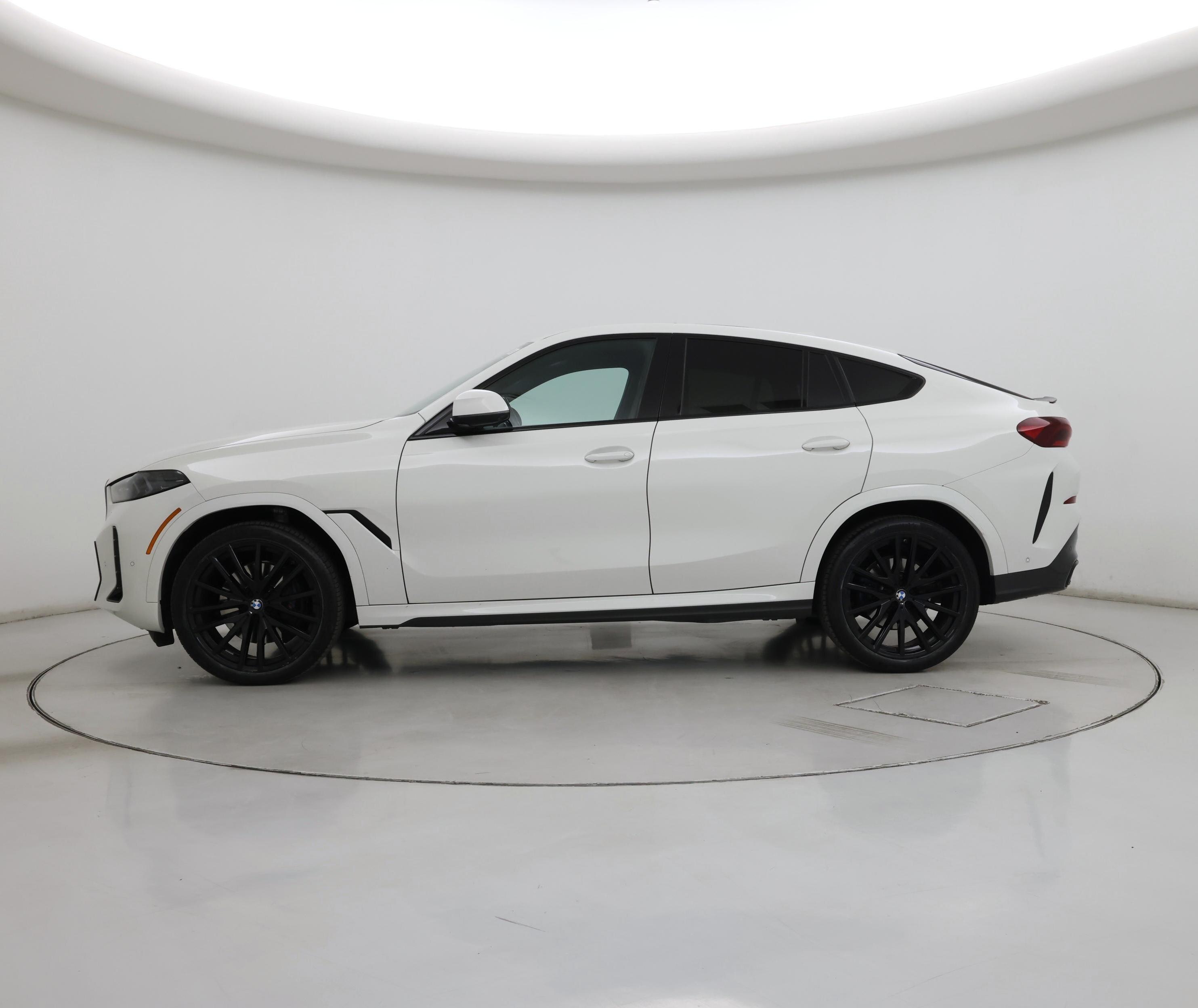 Thumbnail: 2024 BMW X6 - 3