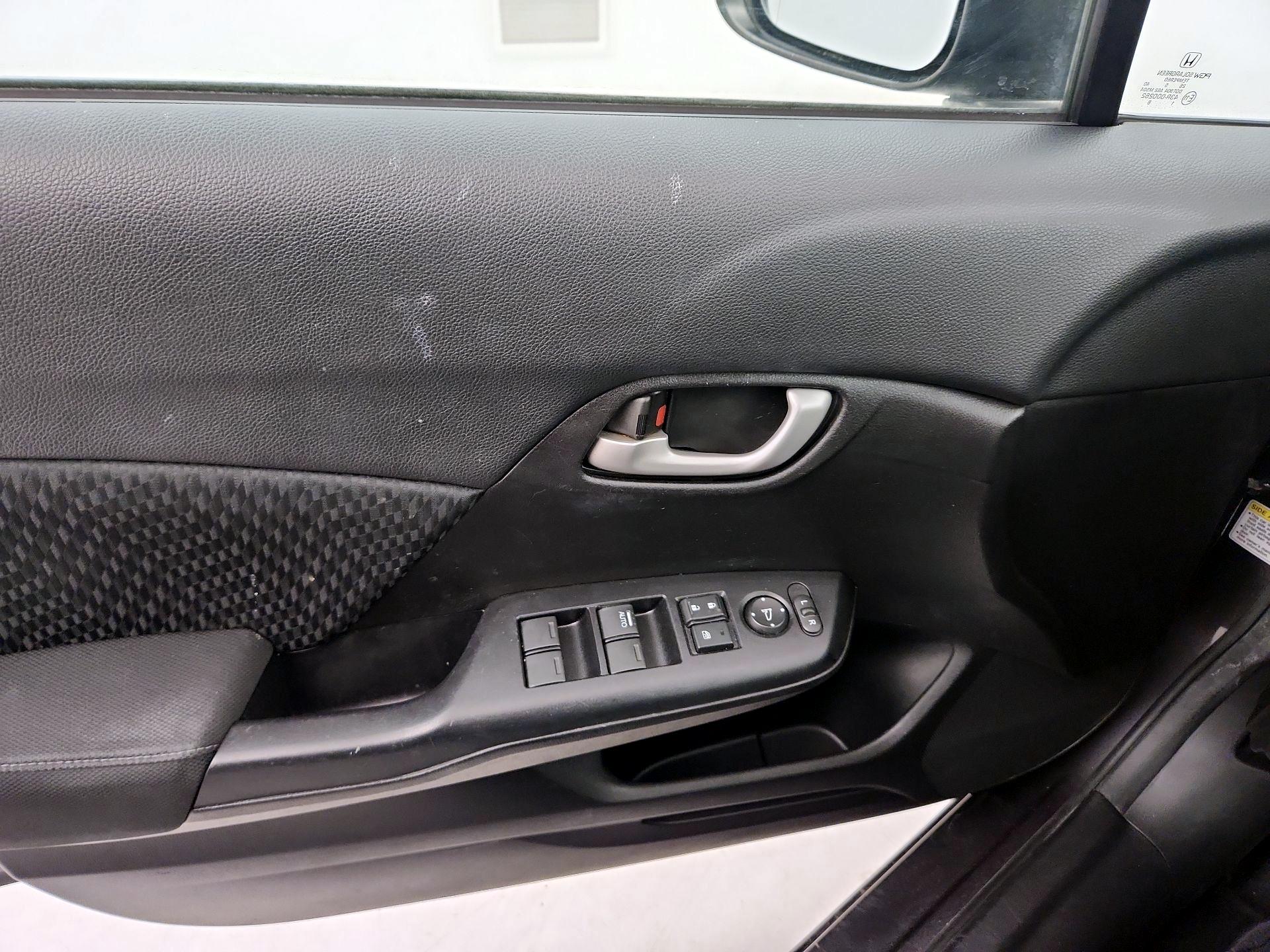 Thumbnail: 2015 Honda Civic - 12