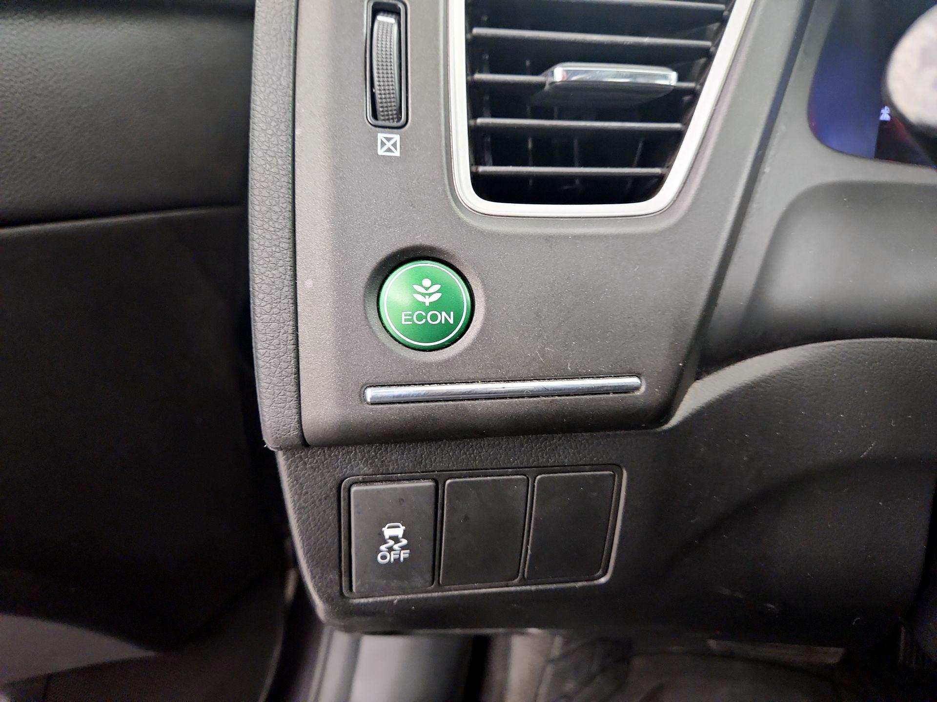 Thumbnail: 2015 Honda Civic - 13