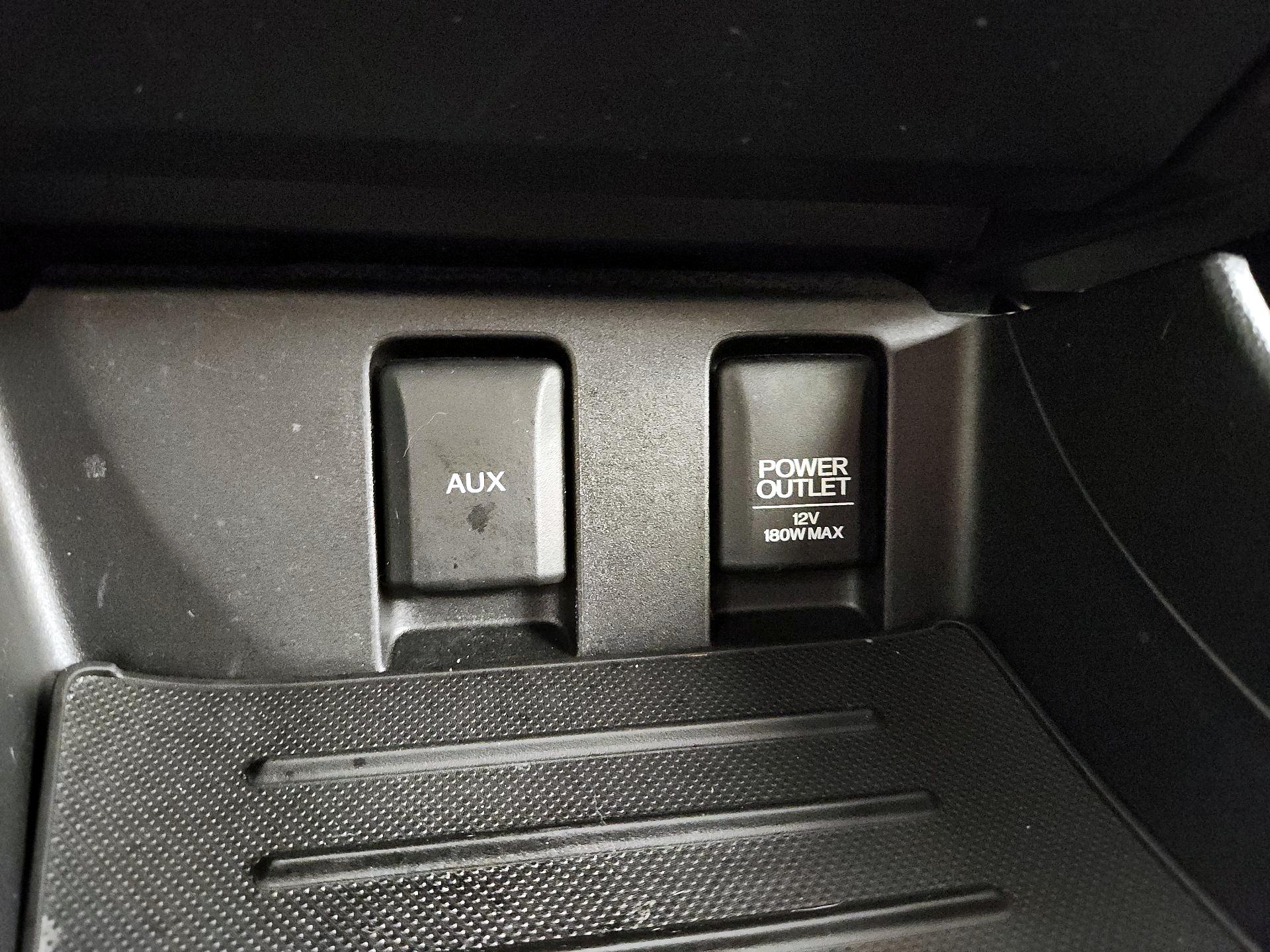 Thumbnail: 2015 Honda Civic - 18