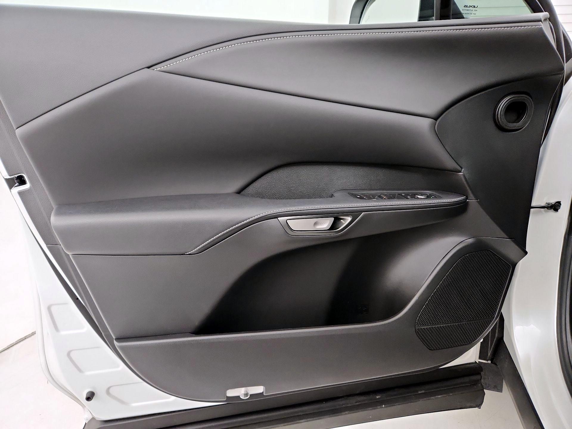 Thumbnail: 2025 Lexus RX - 12