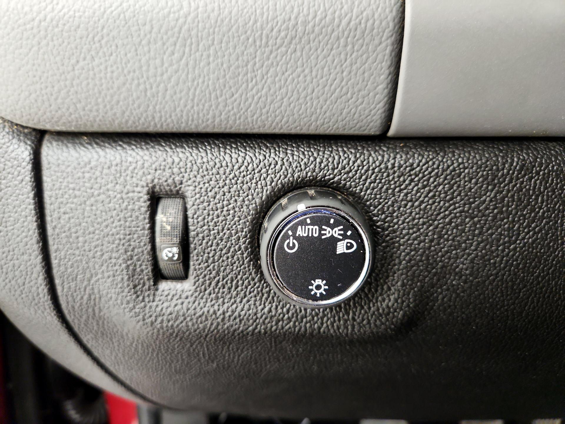 Thumbnail: 2016 Chevrolet Colorado - 13