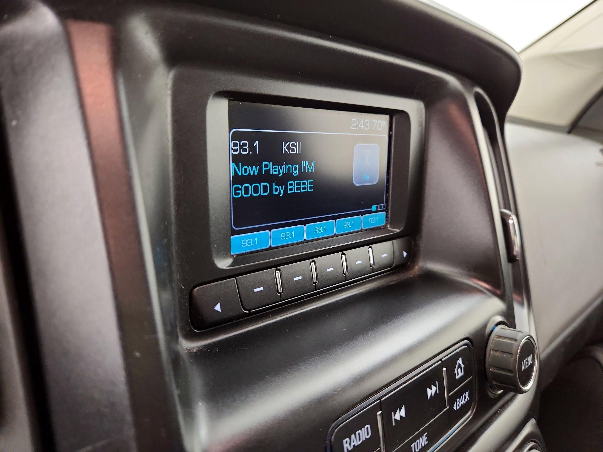 Thumbnail: 2016 Chevrolet Colorado - 15