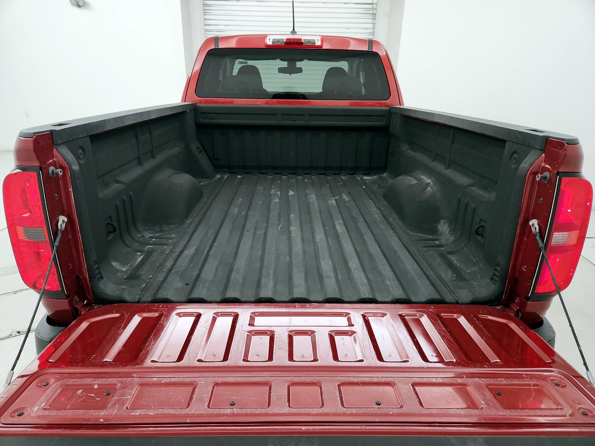 Thumbnail: 2016 Chevrolet Colorado - 20