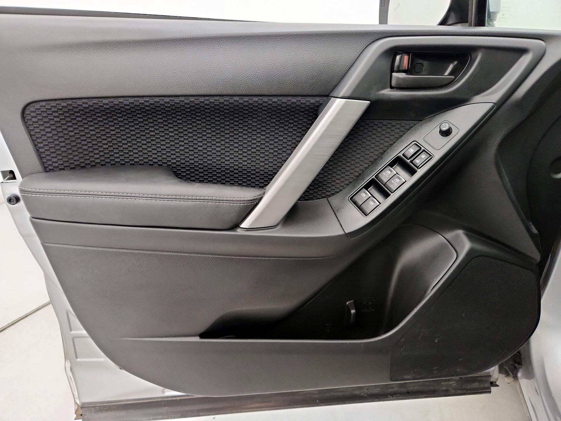 Thumbnail: 2018 Subaru Forester - 12