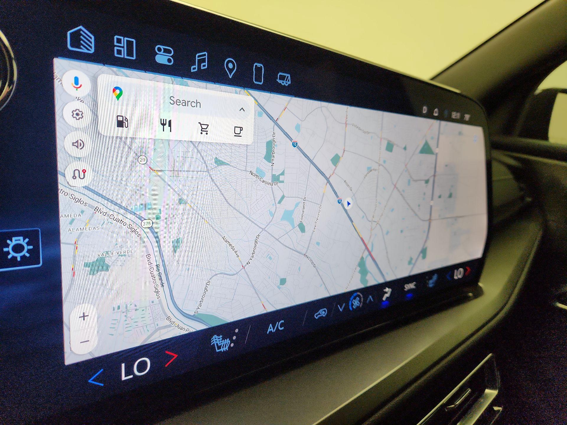 Thumbnail: 2025 Chevrolet Traverse - 14