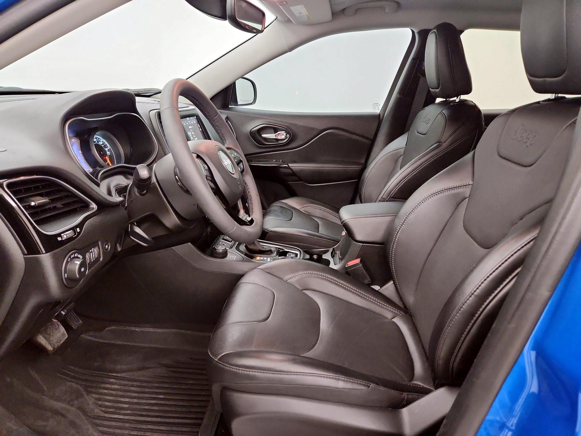 Thumbnail: 2023 Jeep Cherokee - 11