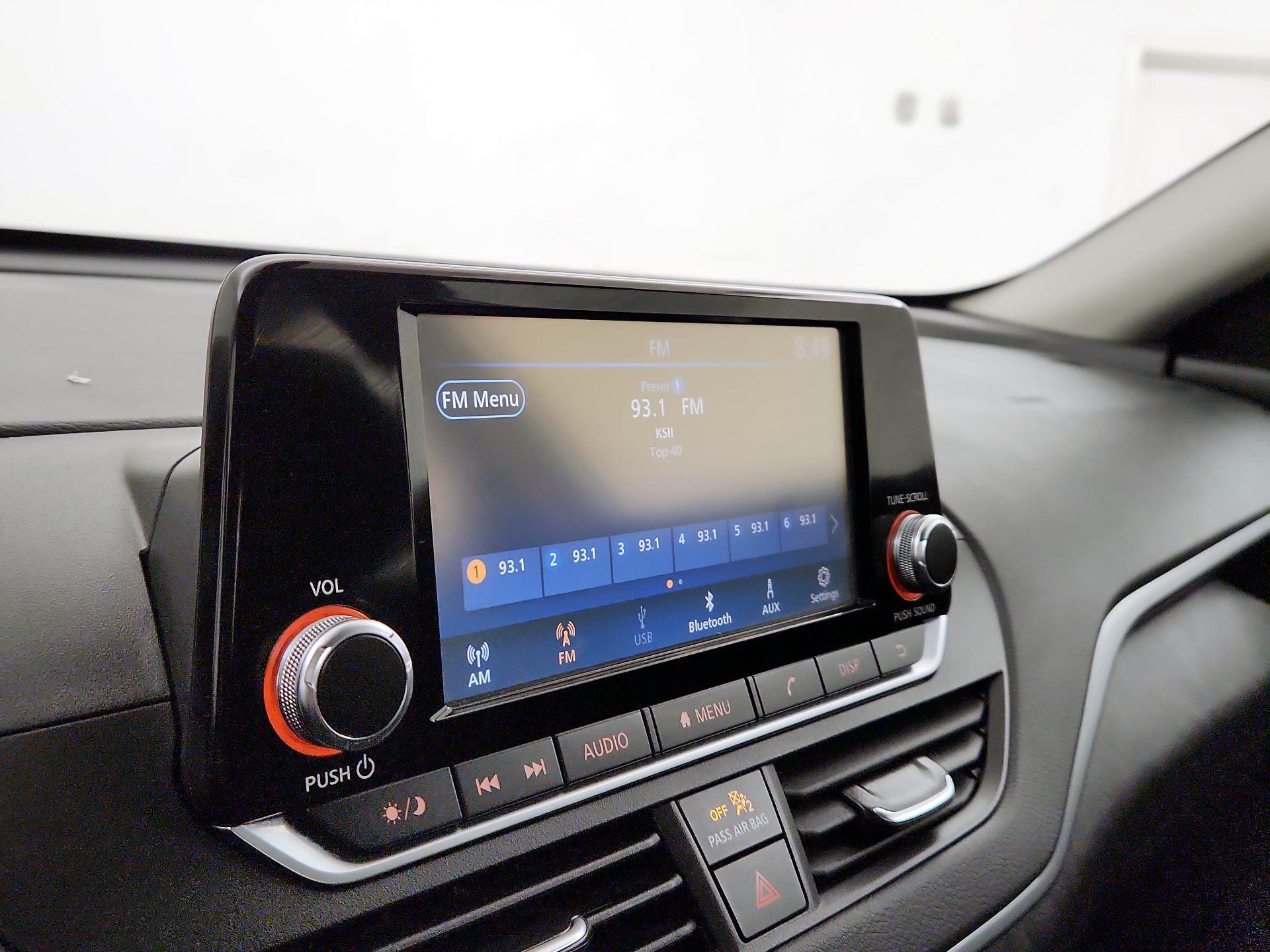 Thumbnail: 2021 Nissan Altima - 15