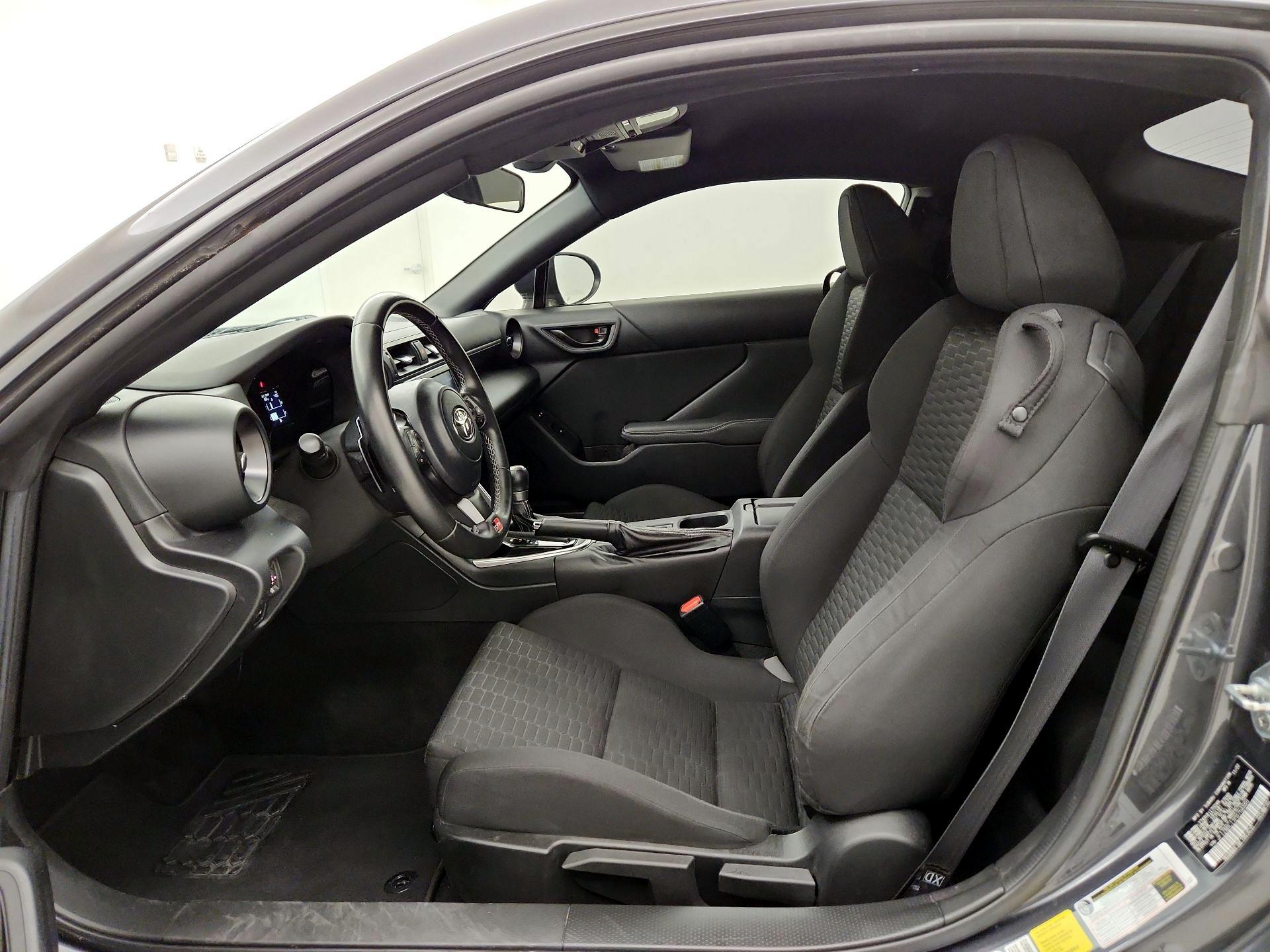 Thumbnail: 2023 Toyota GR86 - 11