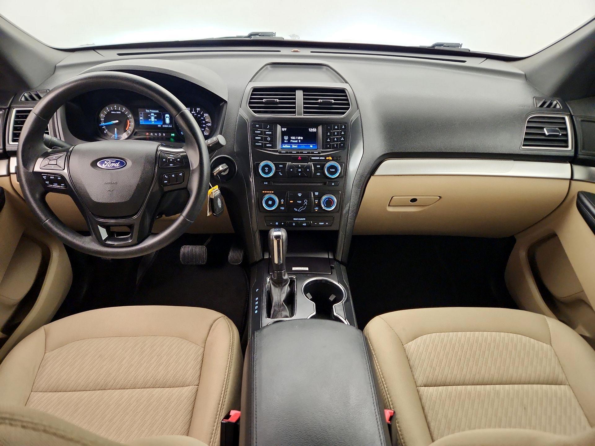 Thumbnail: 2017 Ford Explorer - 9