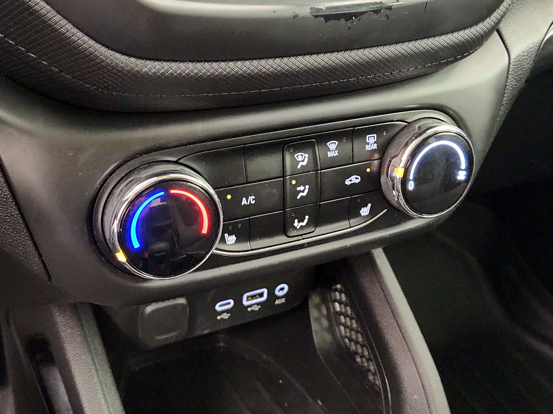 Thumbnail: 2021 Chevrolet TrailBlazer - 16