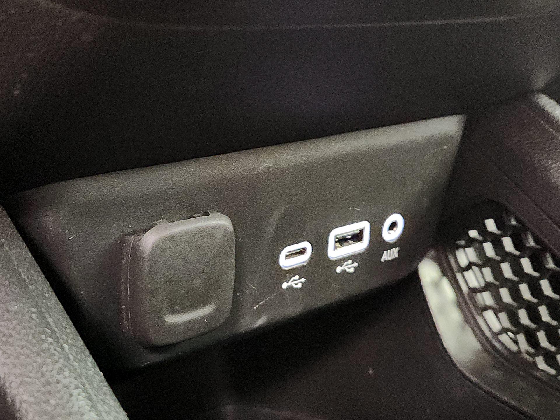 Thumbnail: 2021 Chevrolet TrailBlazer - 18