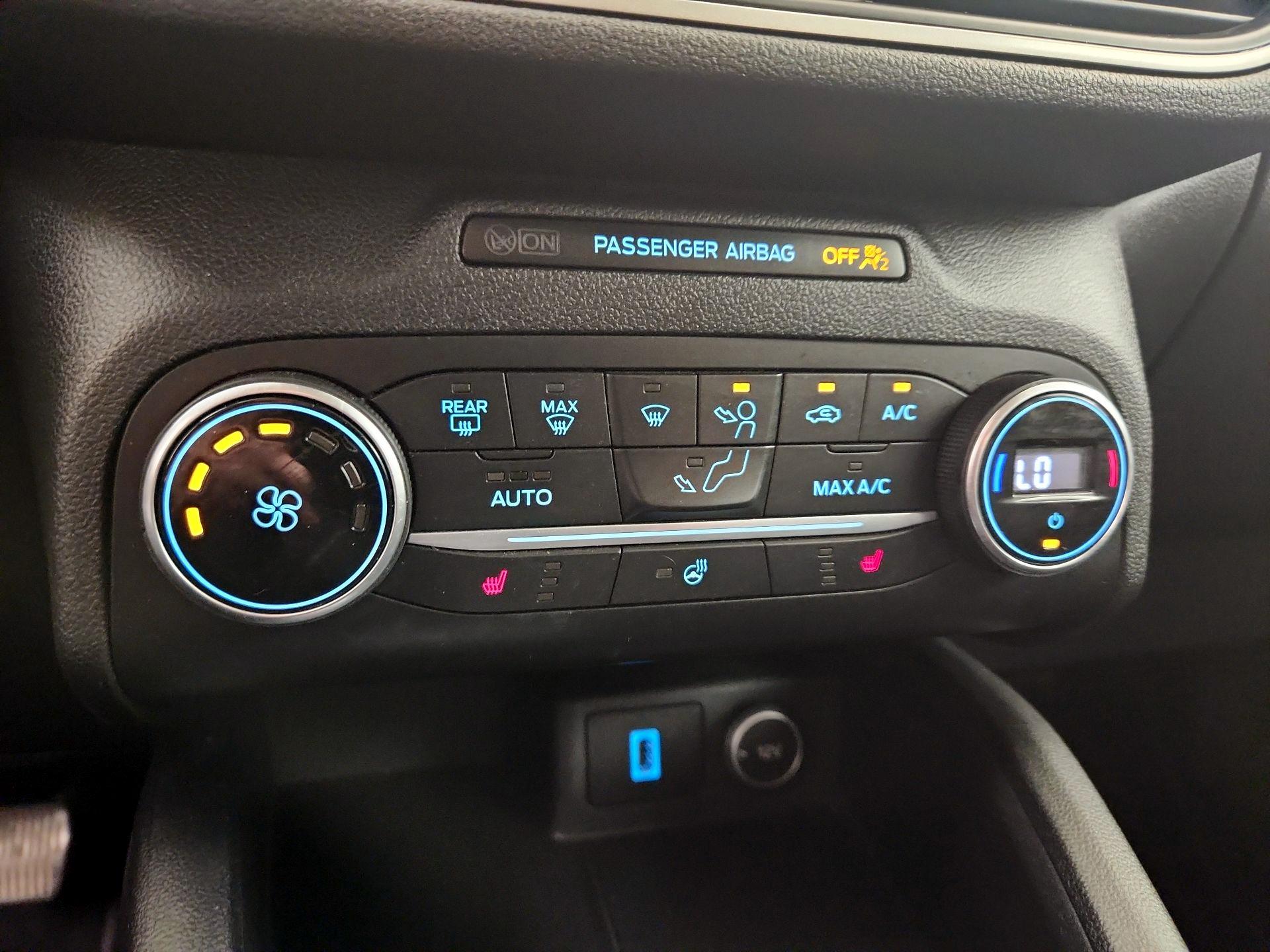 Thumbnail: 2020 Ford Escape - 16