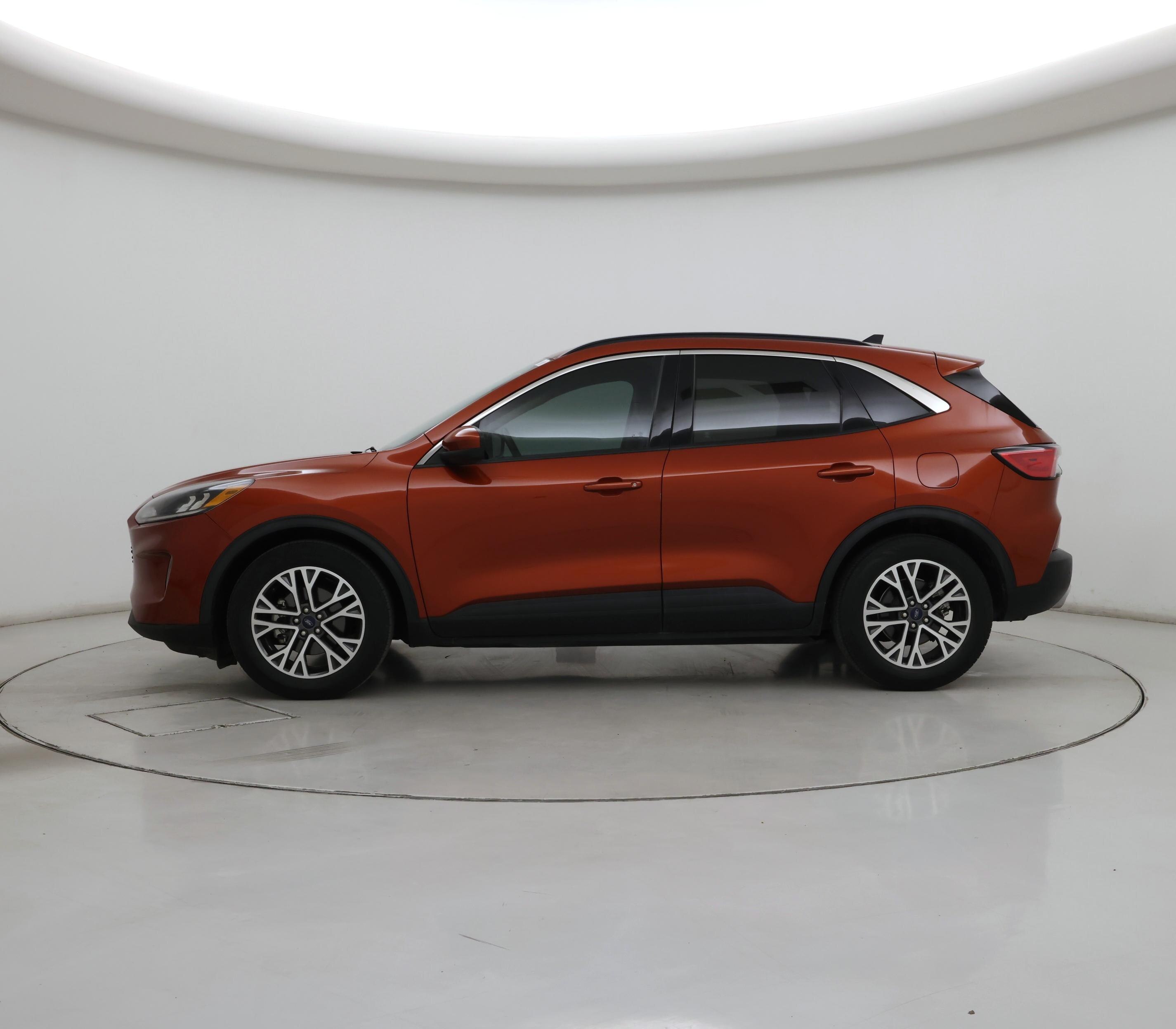 Thumbnail: 2020 Ford Escape - 3