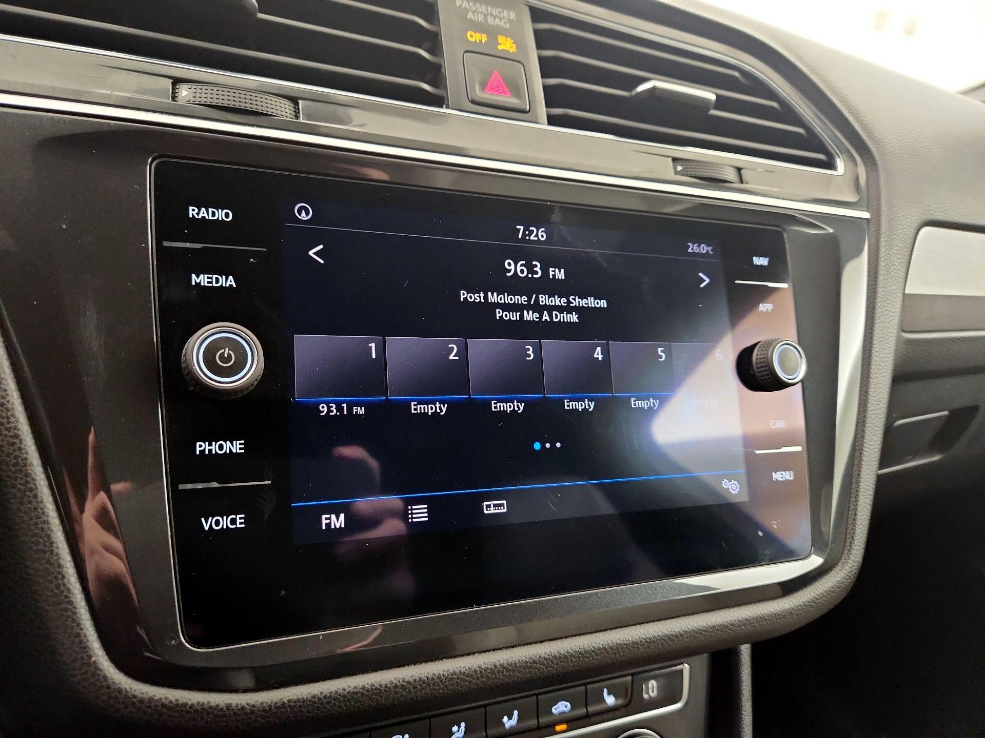 Thumbnail: 2019 Volkswagen Tiguan - 15