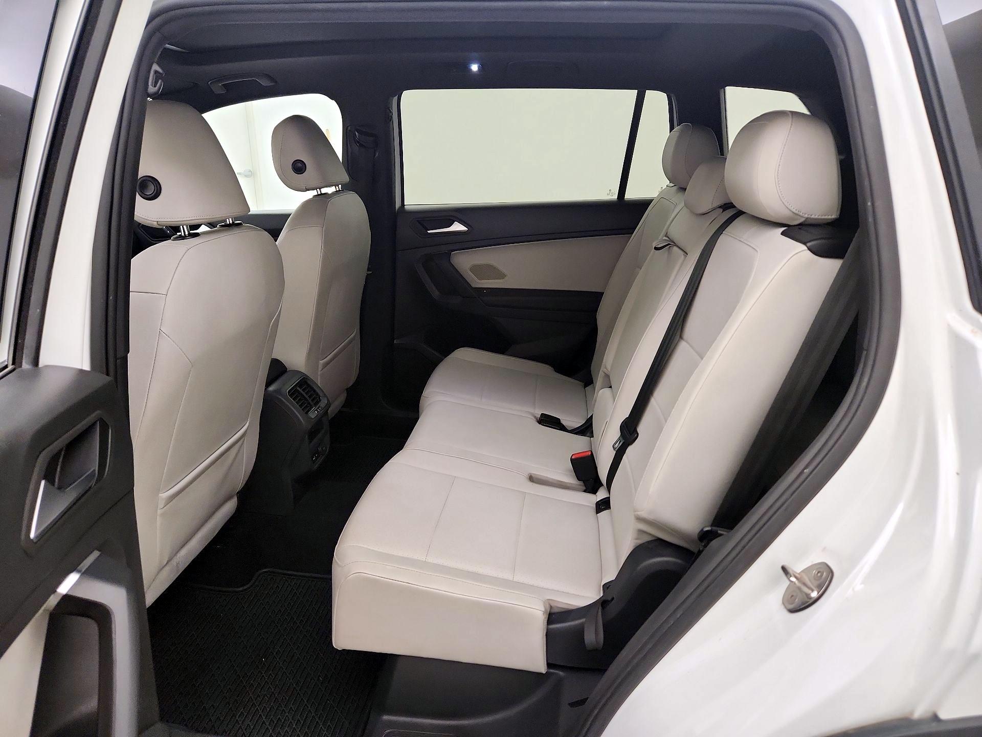 Thumbnail: 2019 Volkswagen Tiguan - 20