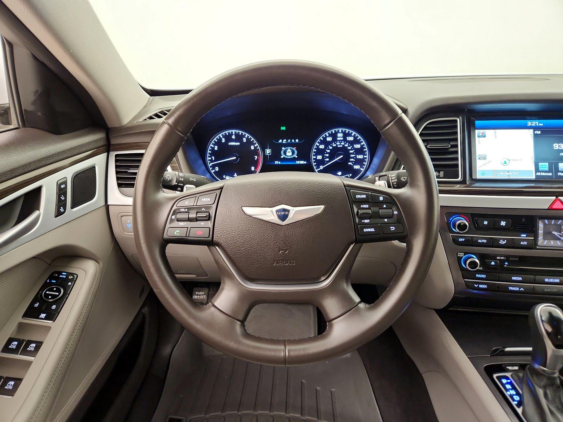 Thumbnail: 2015 Hyundai Genesis - 10