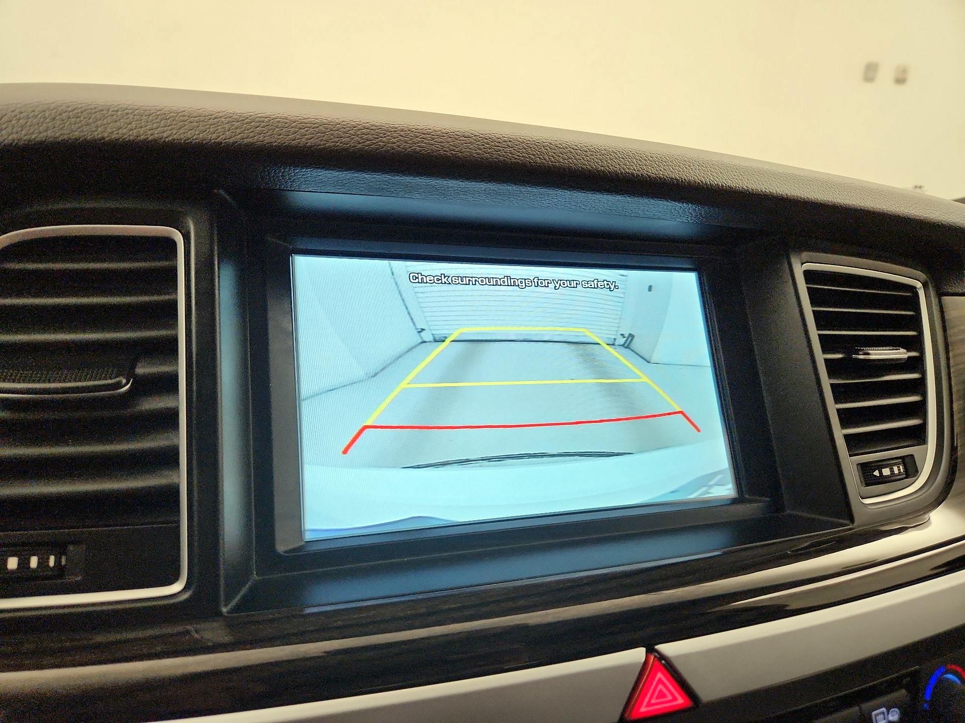 Thumbnail: 2015 Hyundai Genesis - 15