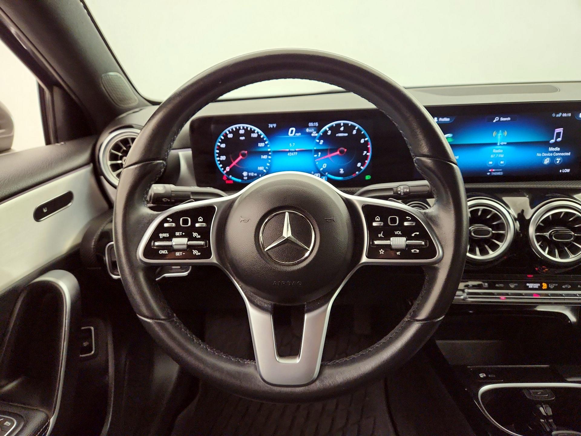 Thumbnail: 2022 Mercedes-Benz A-Class - 10