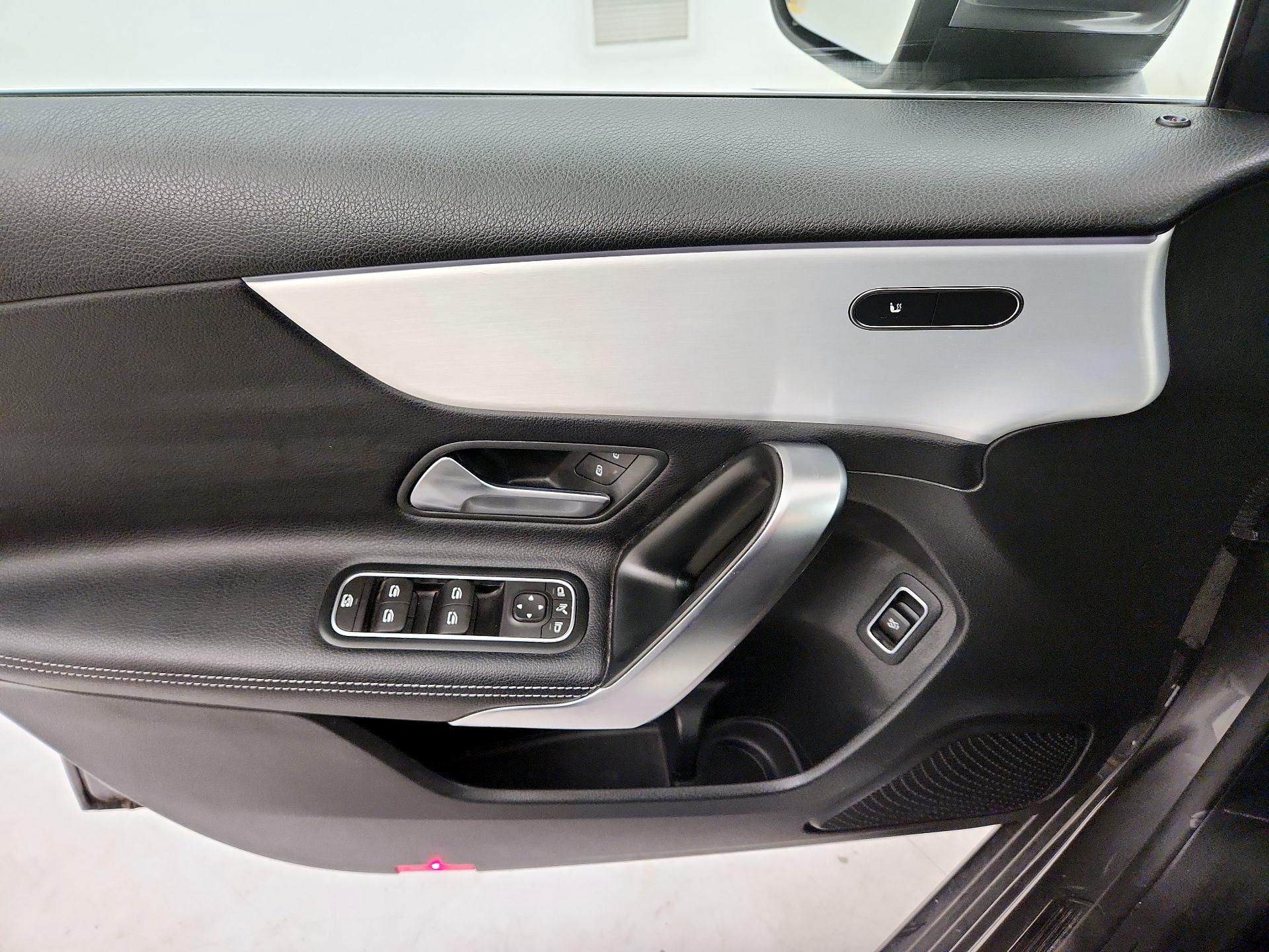 Thumbnail: 2022 Mercedes-Benz A-Class - 12