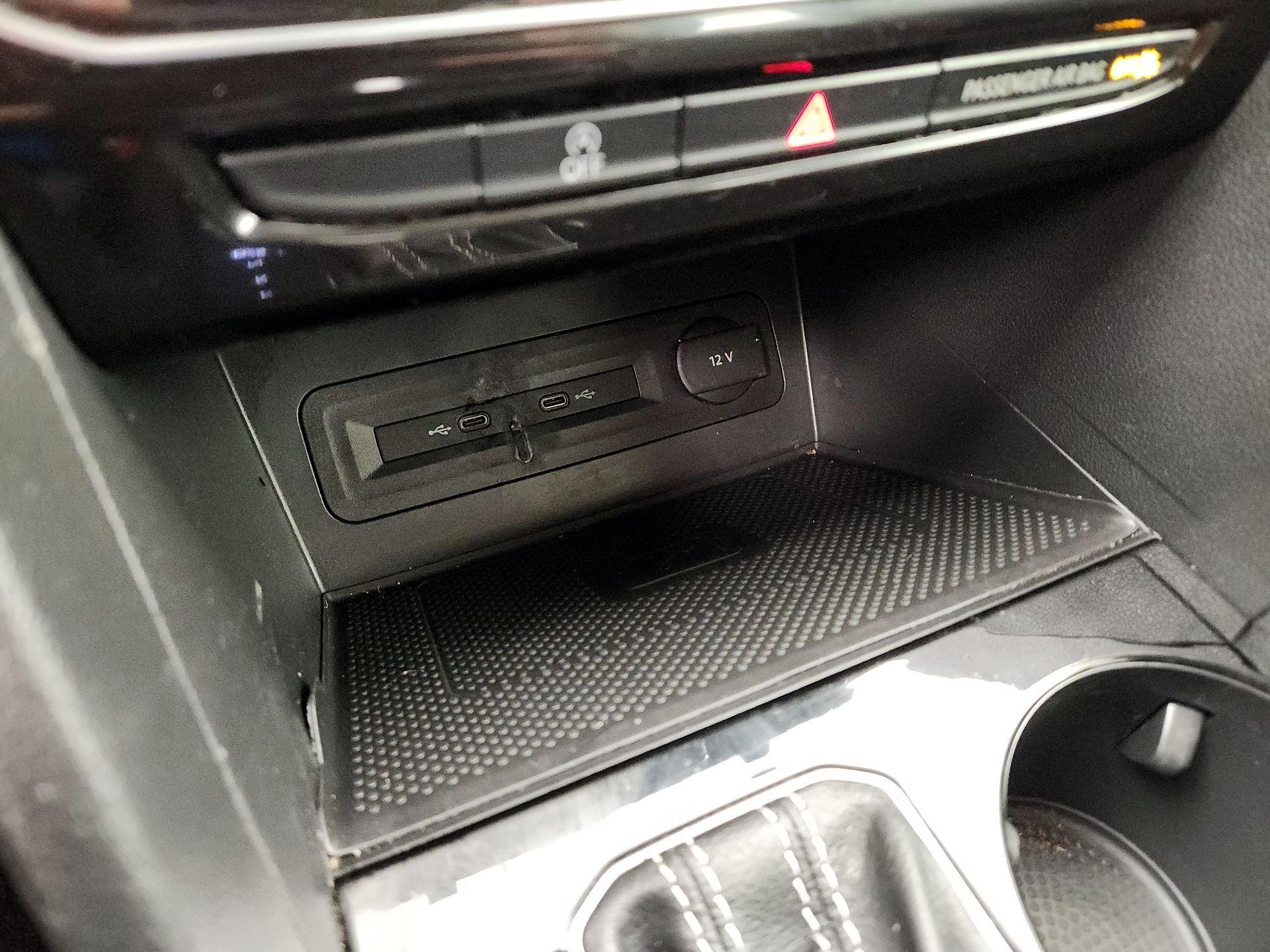 Thumbnail: 2021 Volkswagen Atlas - 19