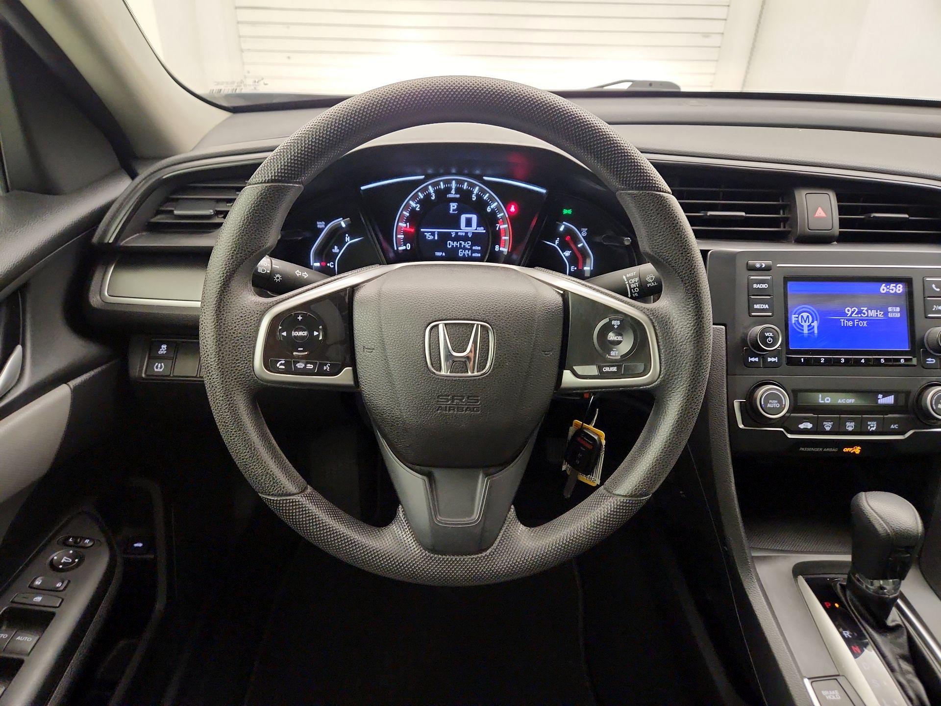 Thumbnail: 2018 Honda Civic - 10