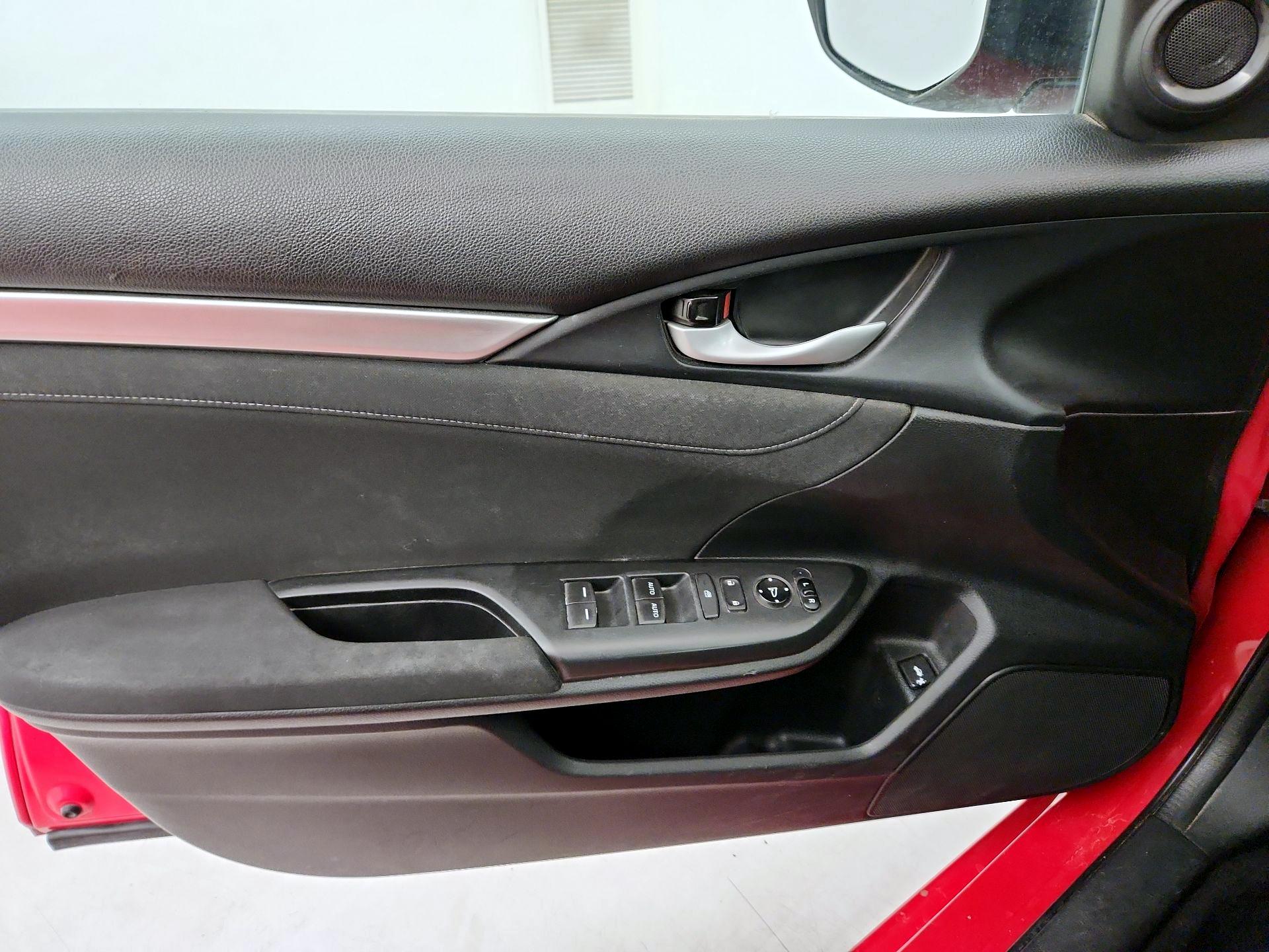 Thumbnail: 2018 Honda Civic - 12