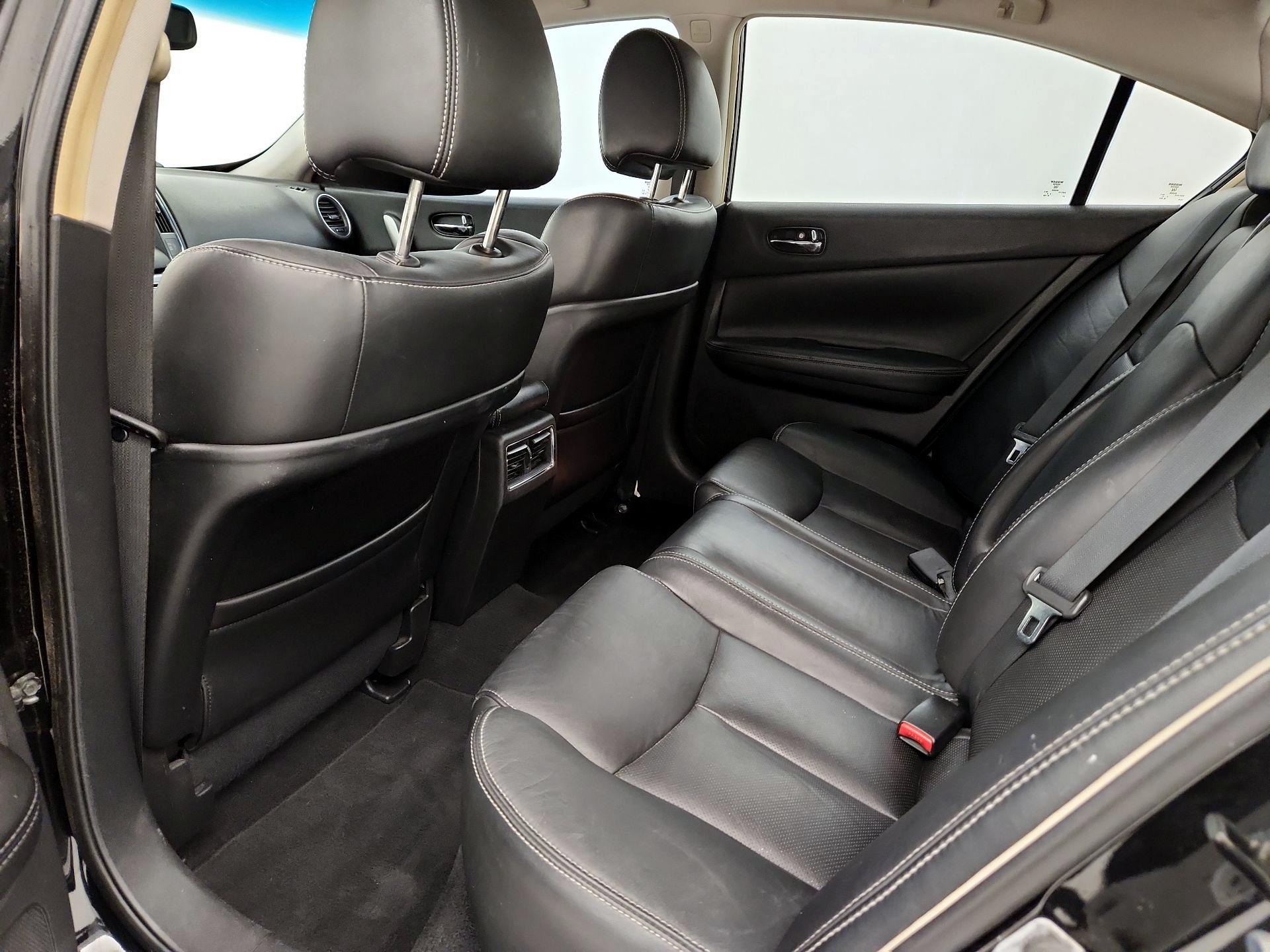 Thumbnail: 2014 Nissan Maxima - 20