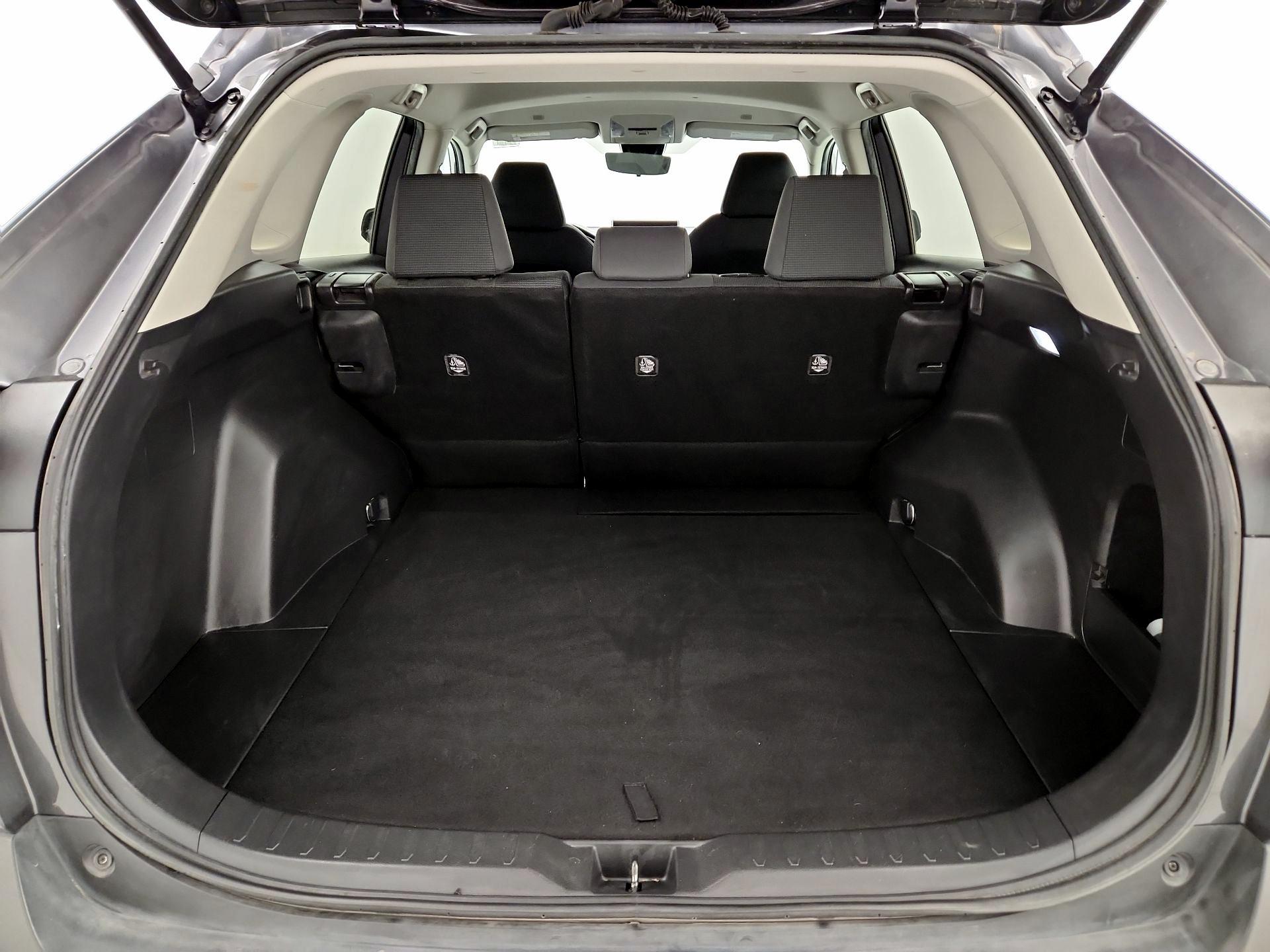 Thumbnail: 2023 Toyota RAV4 - 19