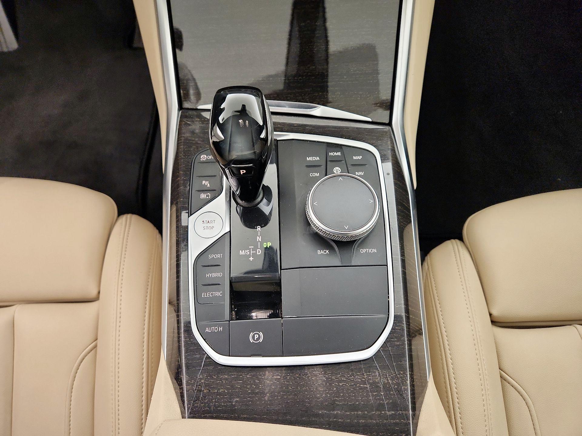 Thumbnail: 2021 BMW 3 Series - 18