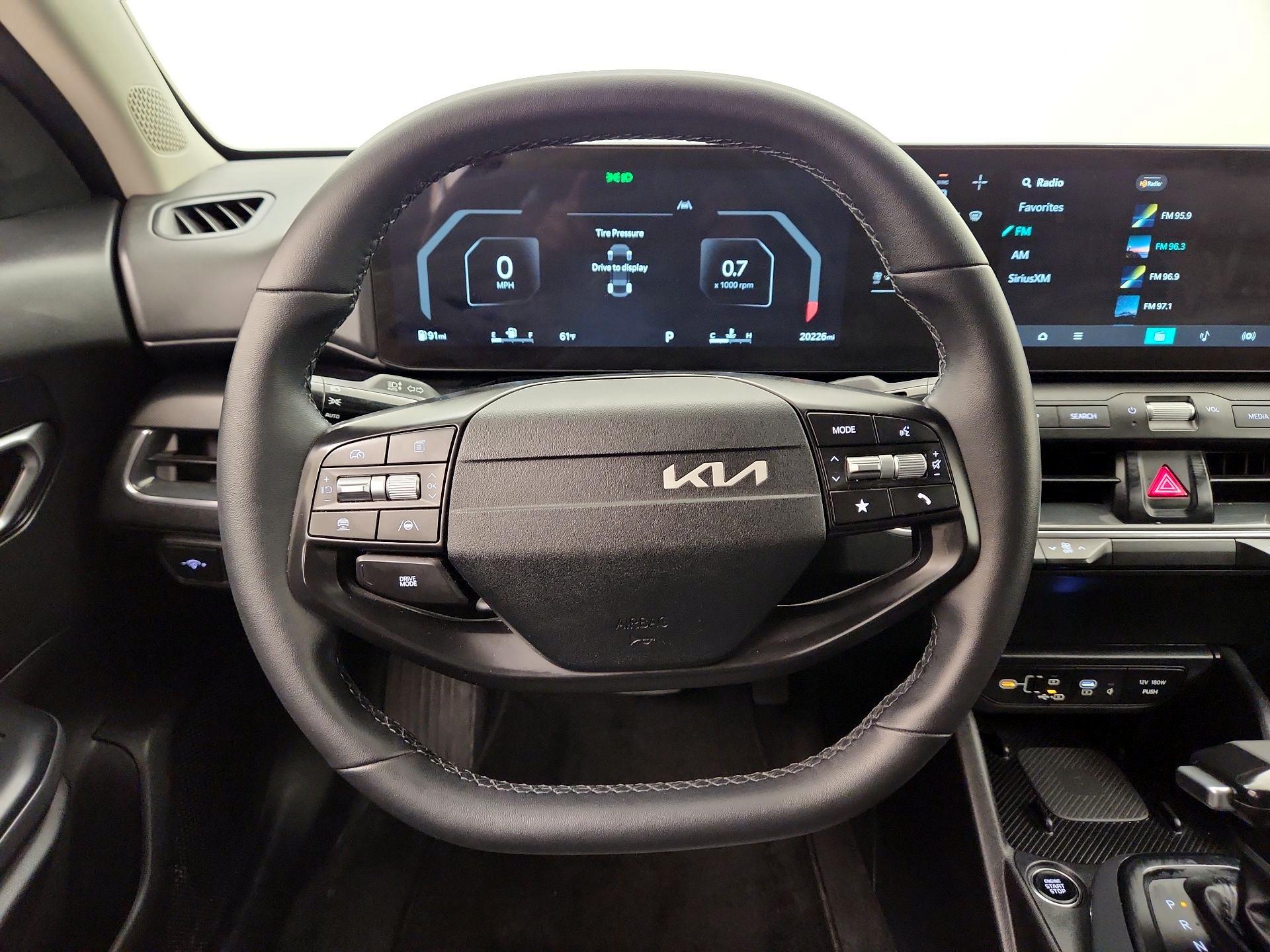 Thumbnail: 2025 Kia K4 - 10