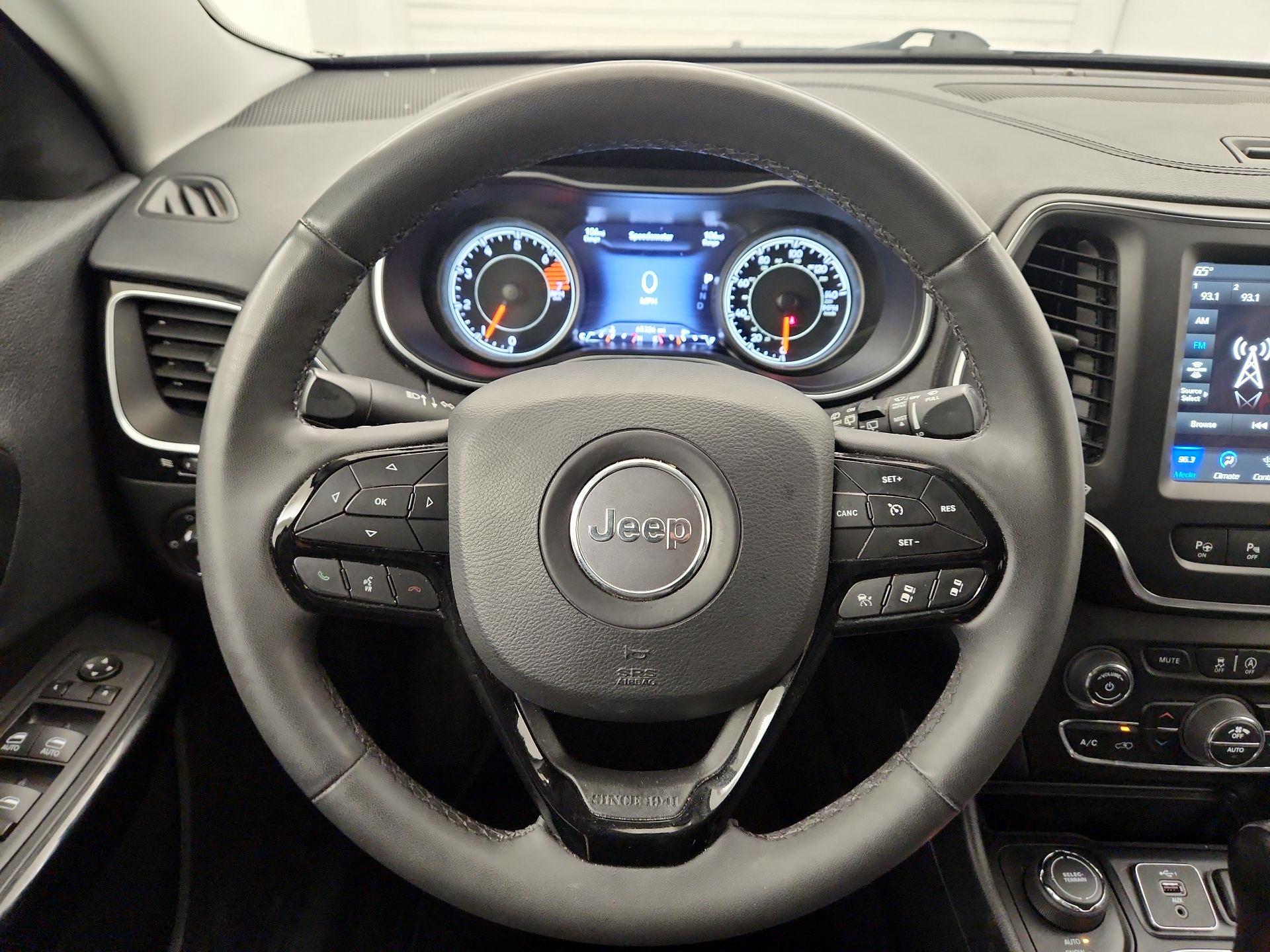 Thumbnail: 2023 Jeep Cherokee - 10