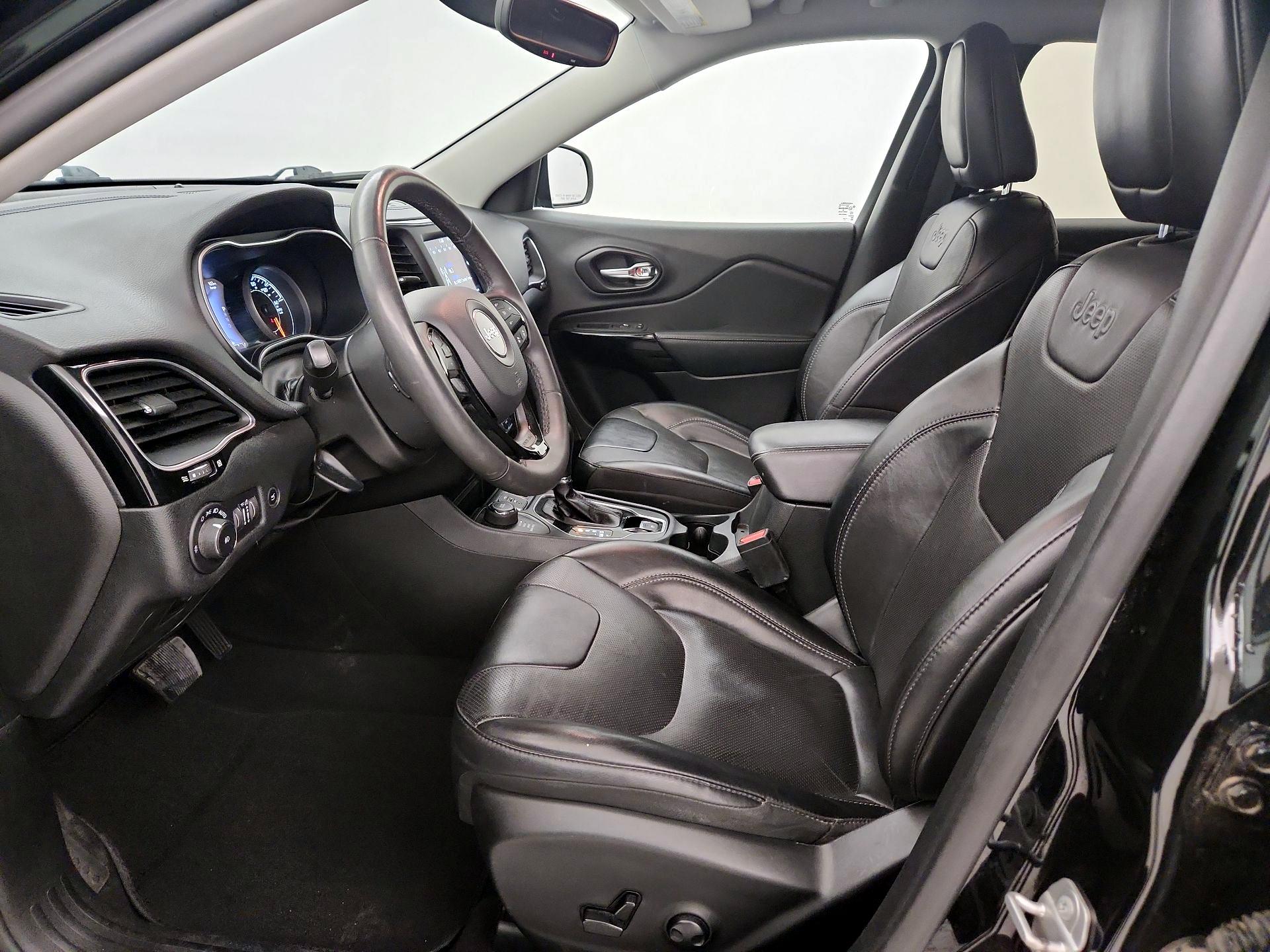 Thumbnail: 2023 Jeep Cherokee - 11