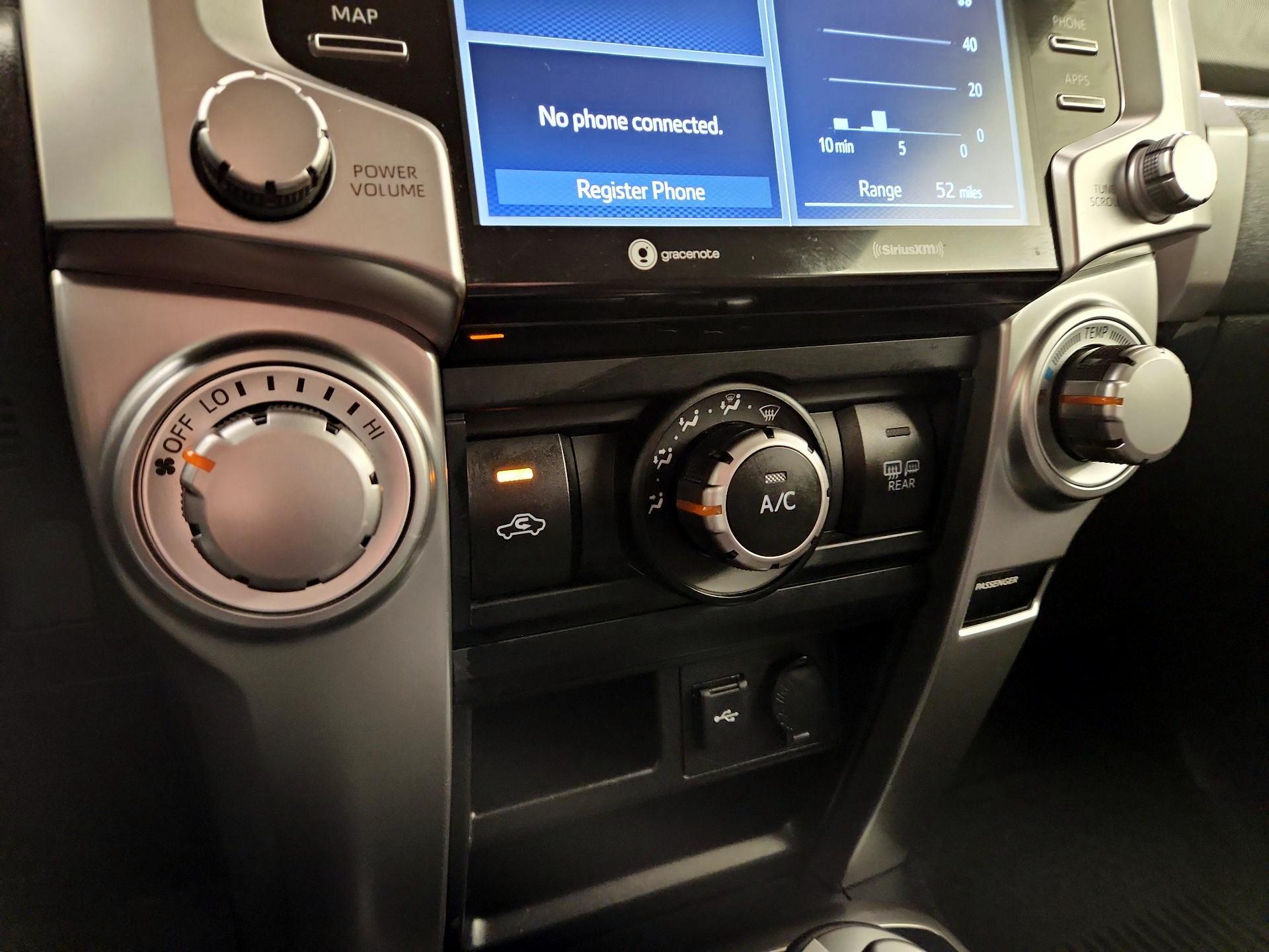 Thumbnail: 2023 Toyota 4Runner - 17