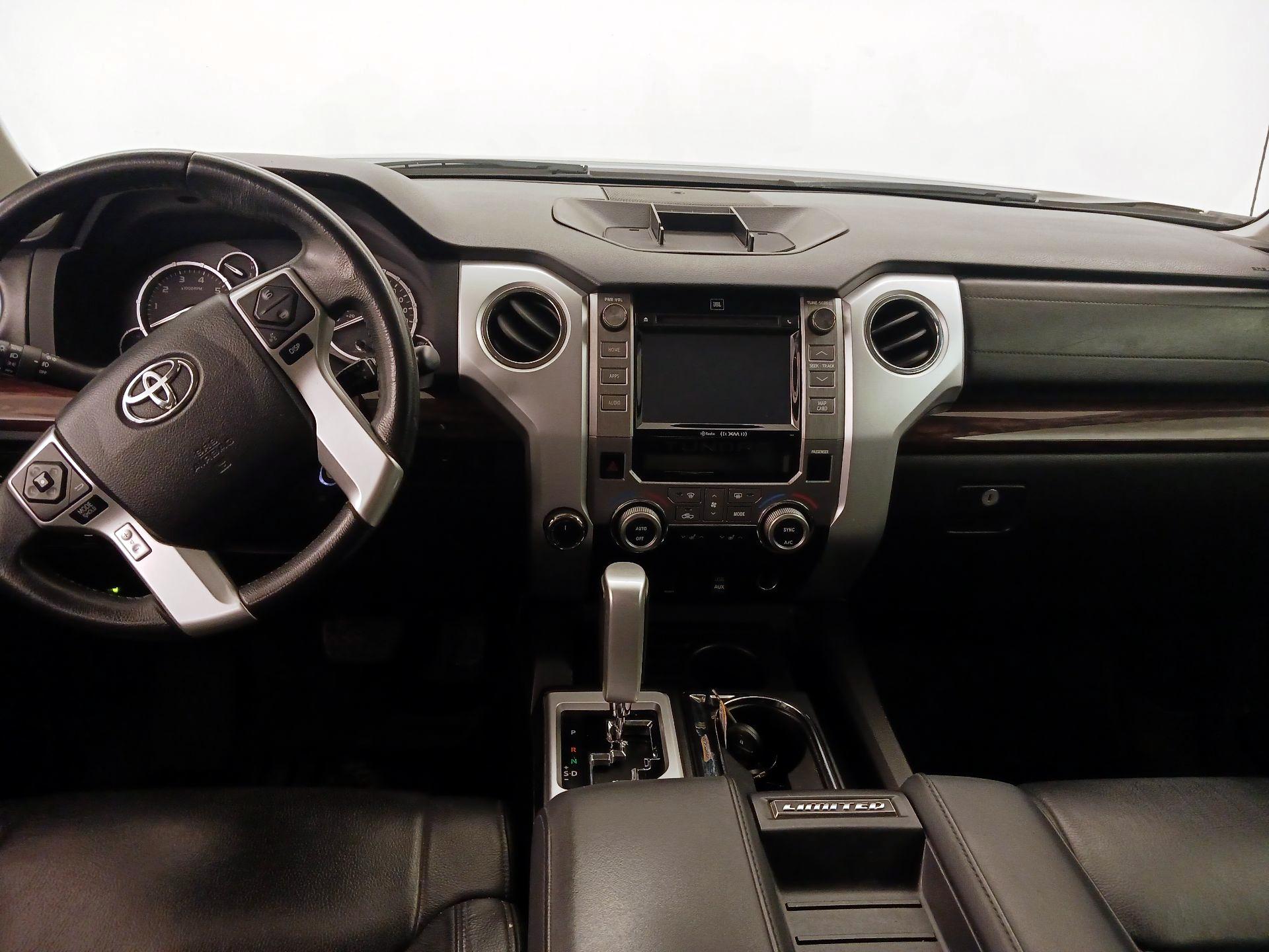 Thumbnail: 2015 Toyota Tundra - 9