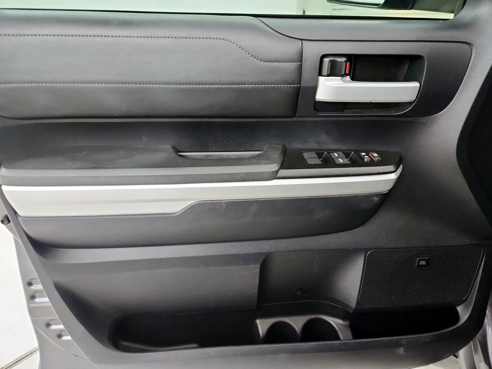 2015 Toyota Tundra Limited - Photo 13