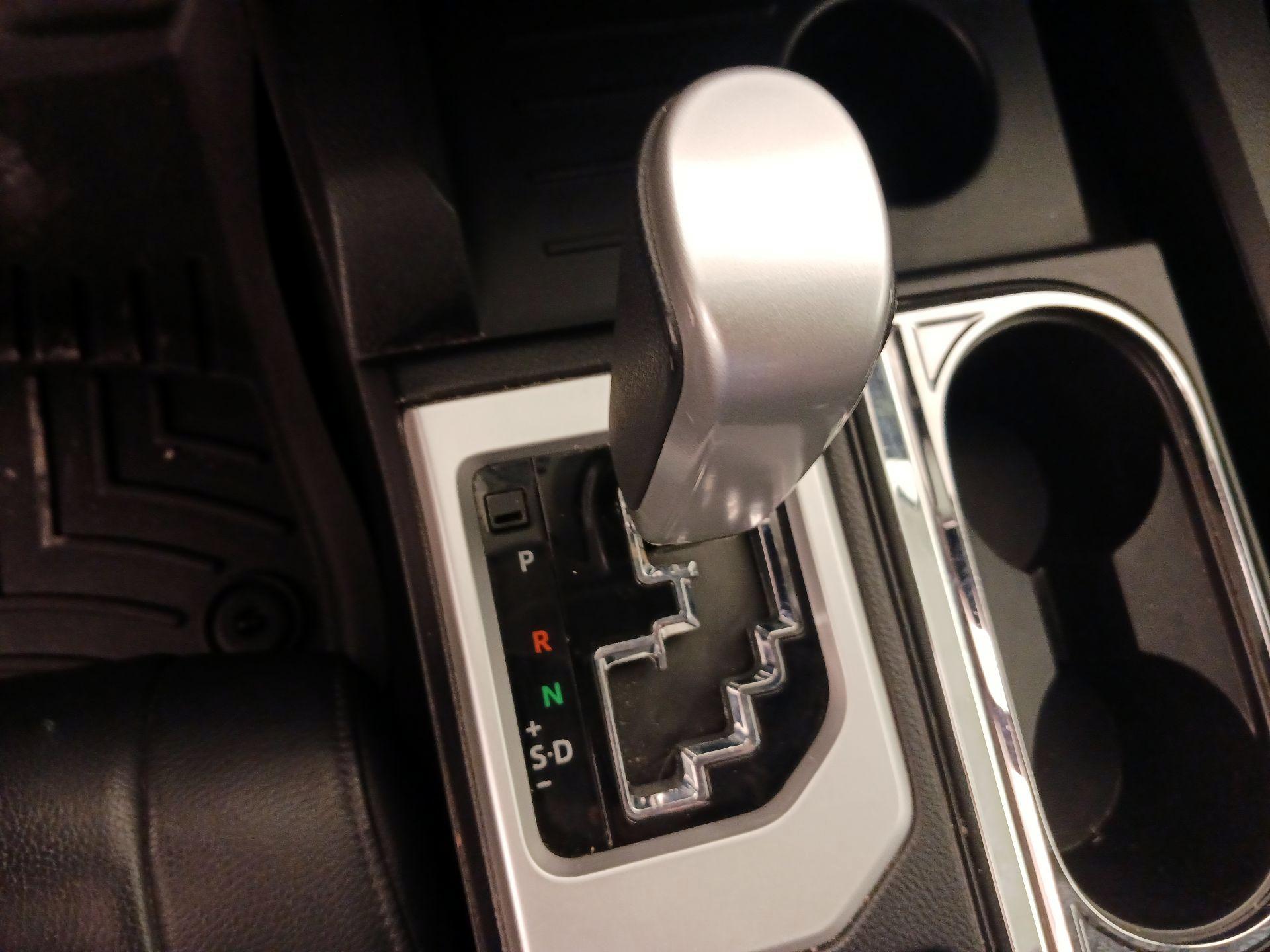Thumbnail: 2015 Toyota Tundra - 18