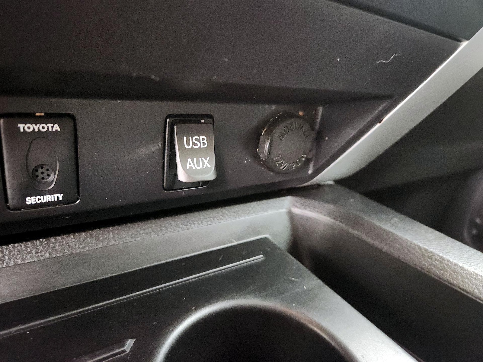 2015 Toyota Tundra Limited - Photo 19