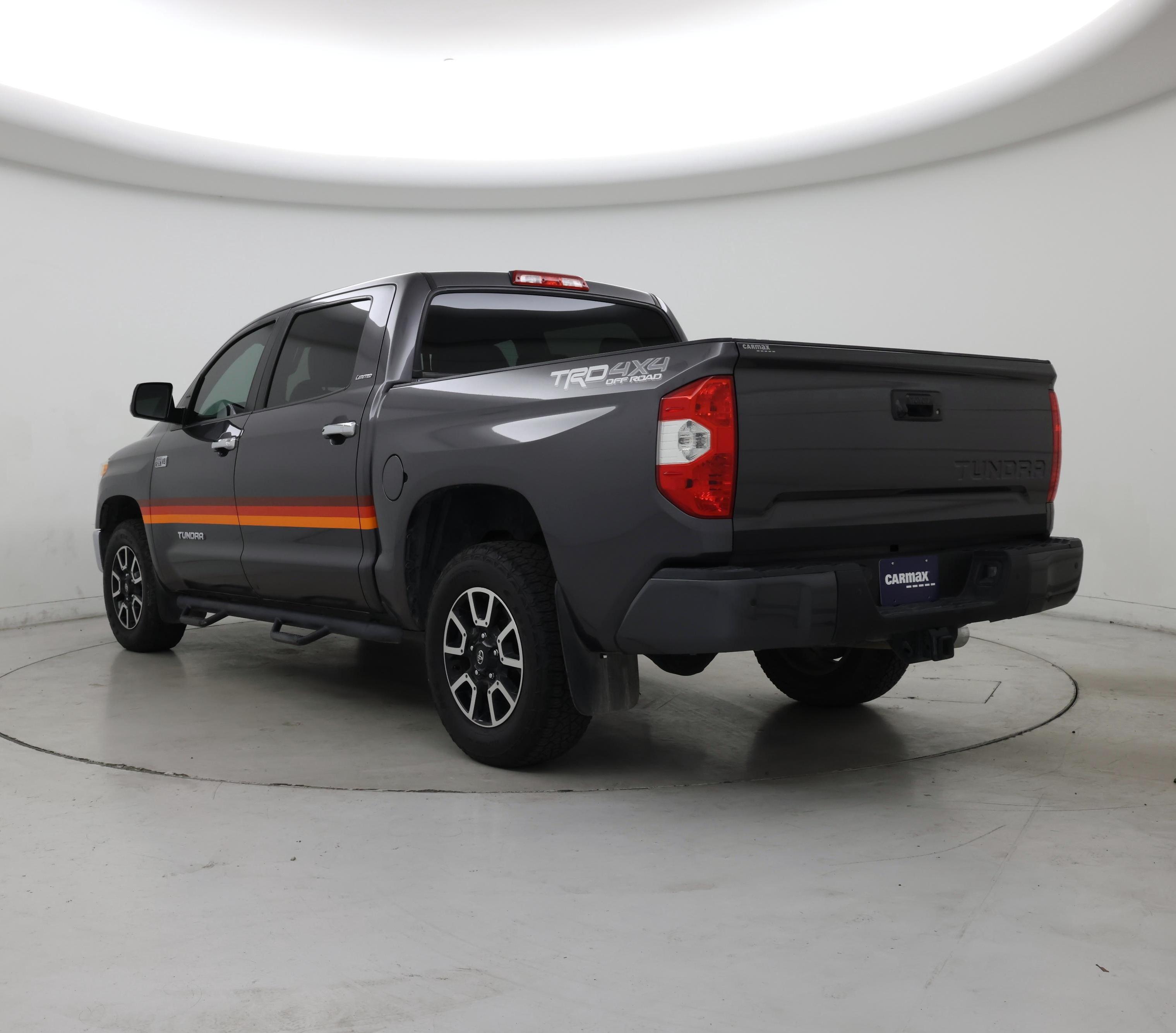 Thumbnail: 2015 Toyota Tundra - 2