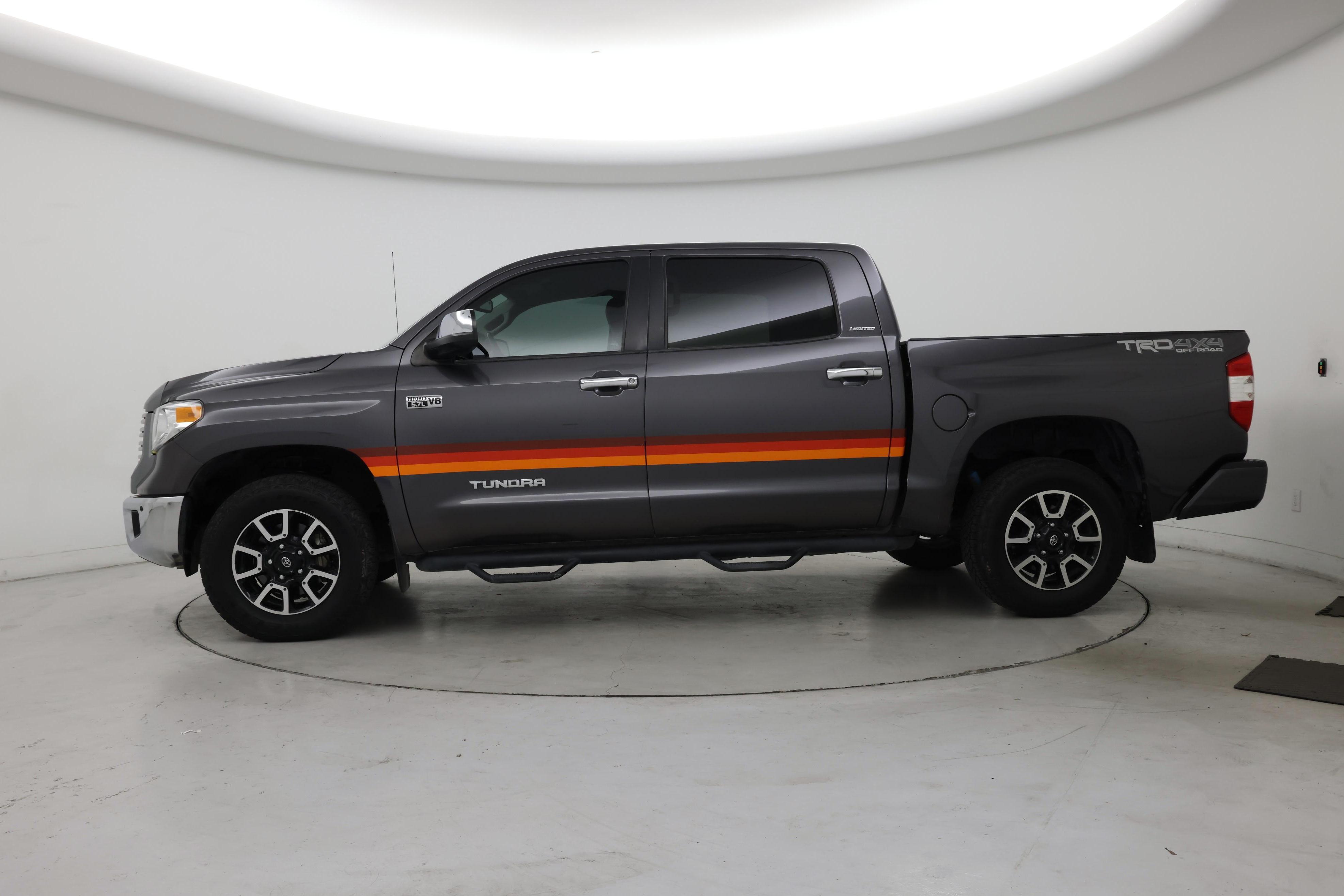 Thumbnail: 2015 Toyota Tundra - 3