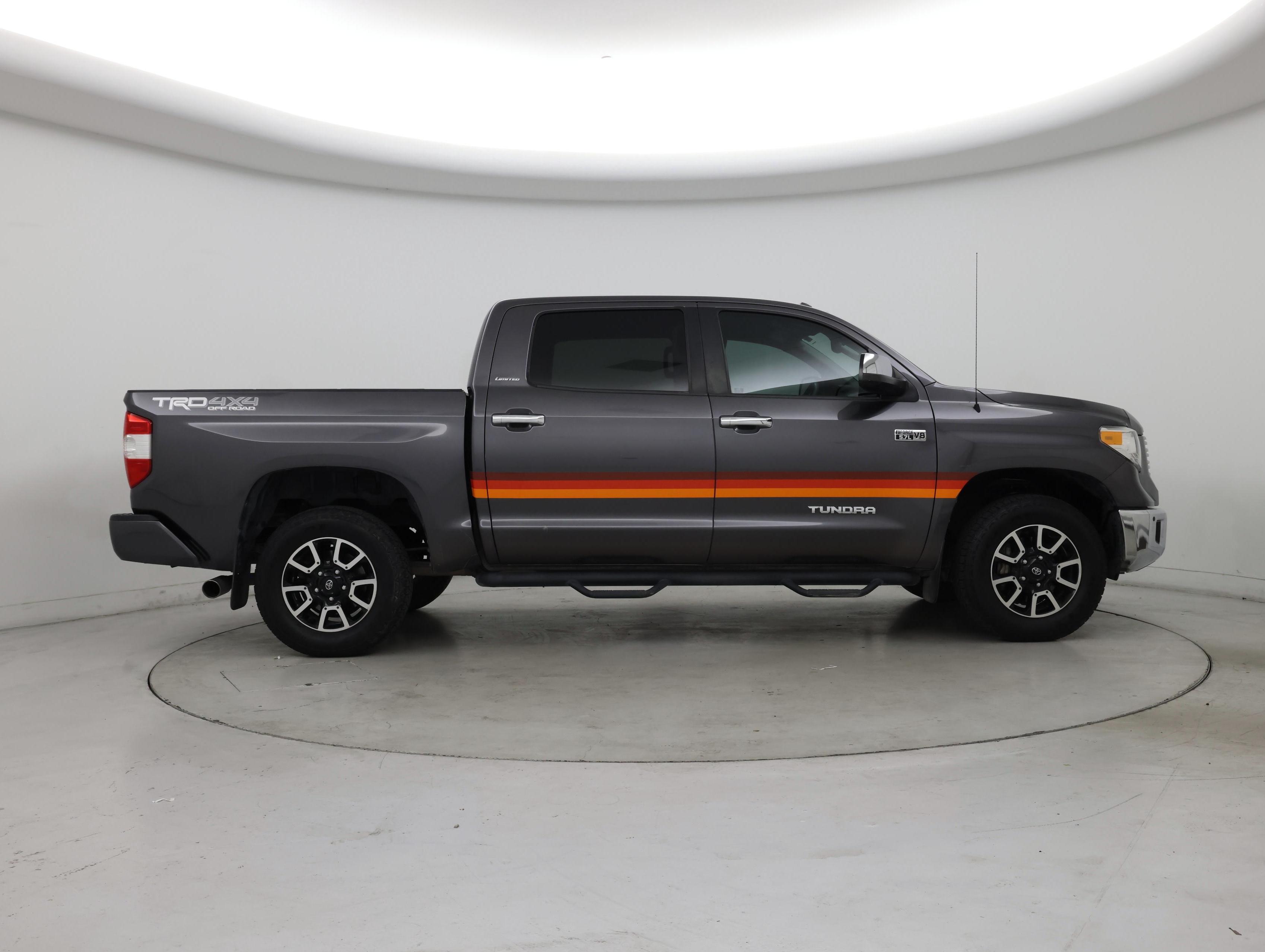 Thumbnail: 2015 Toyota Tundra - 7