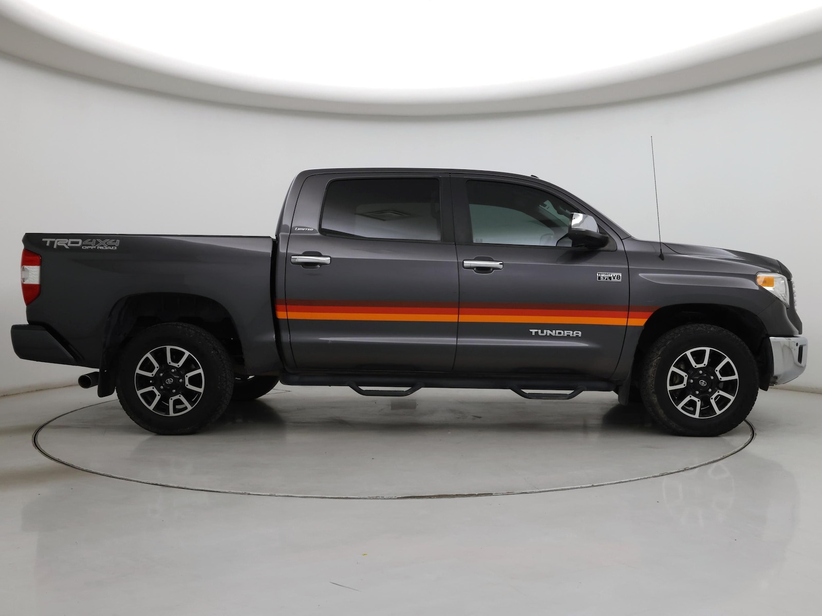2015 Toyota Tundra Limited - Photo 8